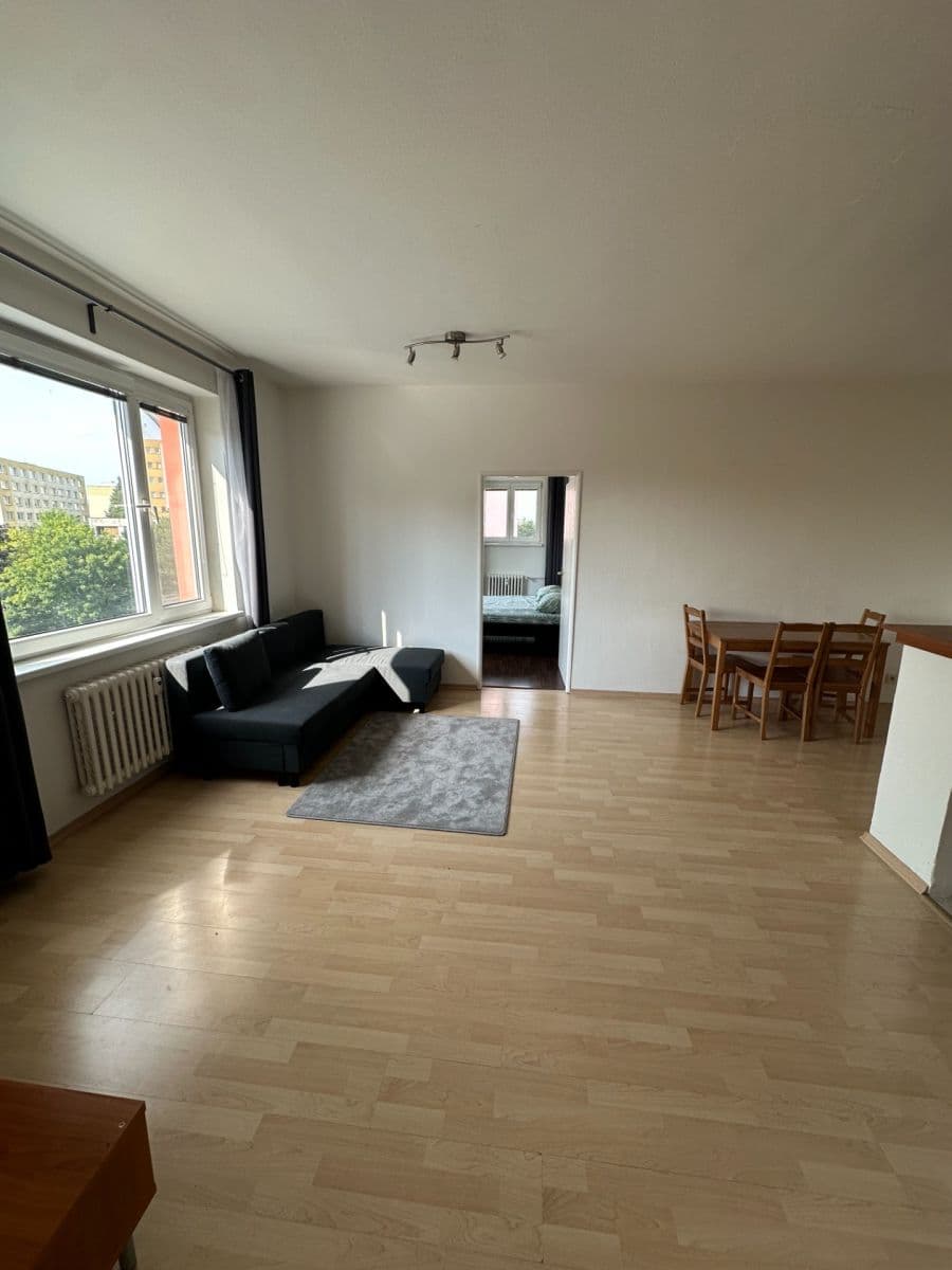 Predaj bytu 4-izbový 93 m², Hráského, Benešov, Středočeský kraj Predaj bytu 4-izbový 93 m², Hráského, Benešov, Středočeský kraj