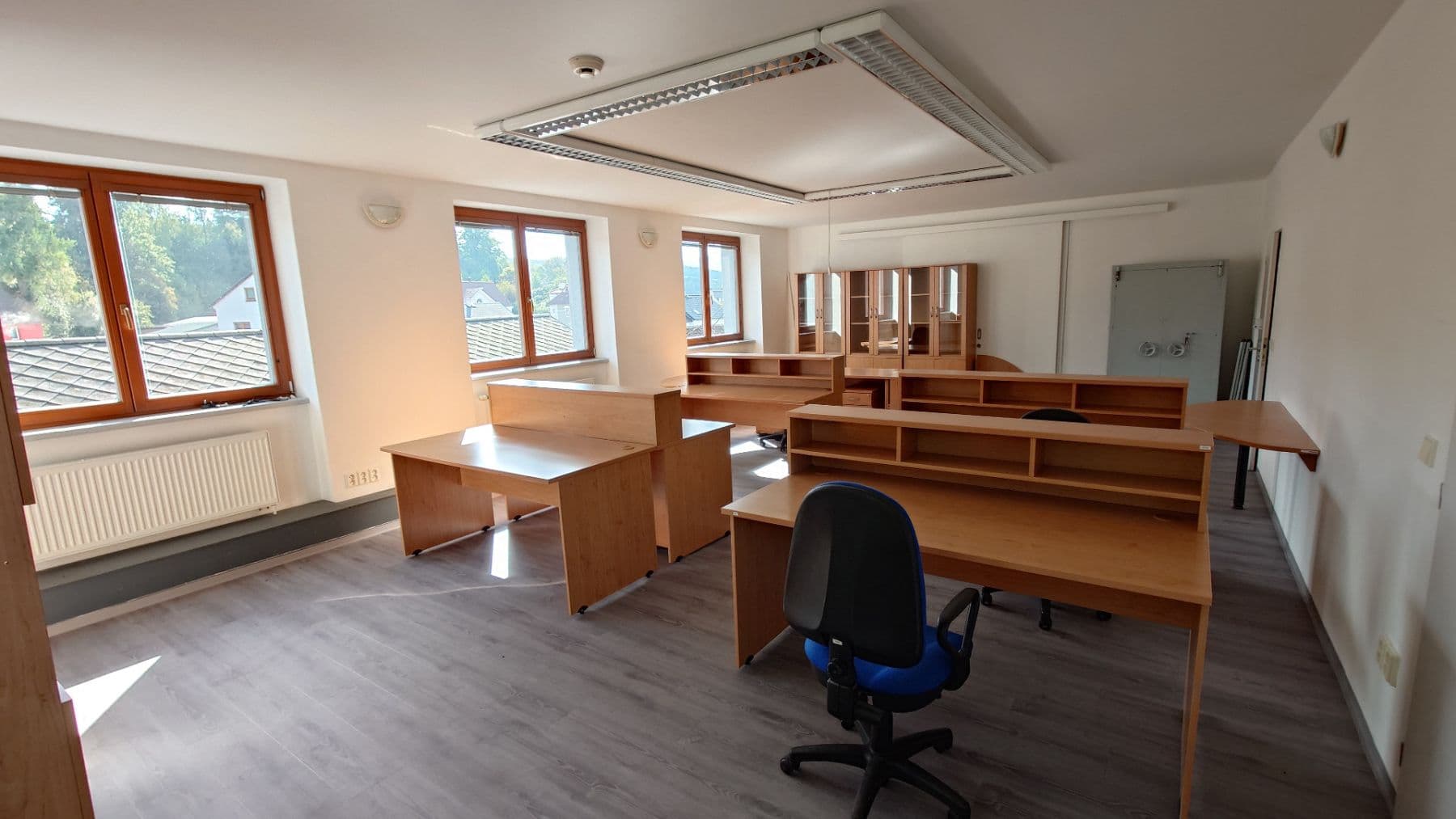 Prenájom kancelárie 100 m², Družstevní, Chrastava, Liberecký kraj Prenájom kancelárie 100 m², Družstevní, Chrastava, Liberecký kraj