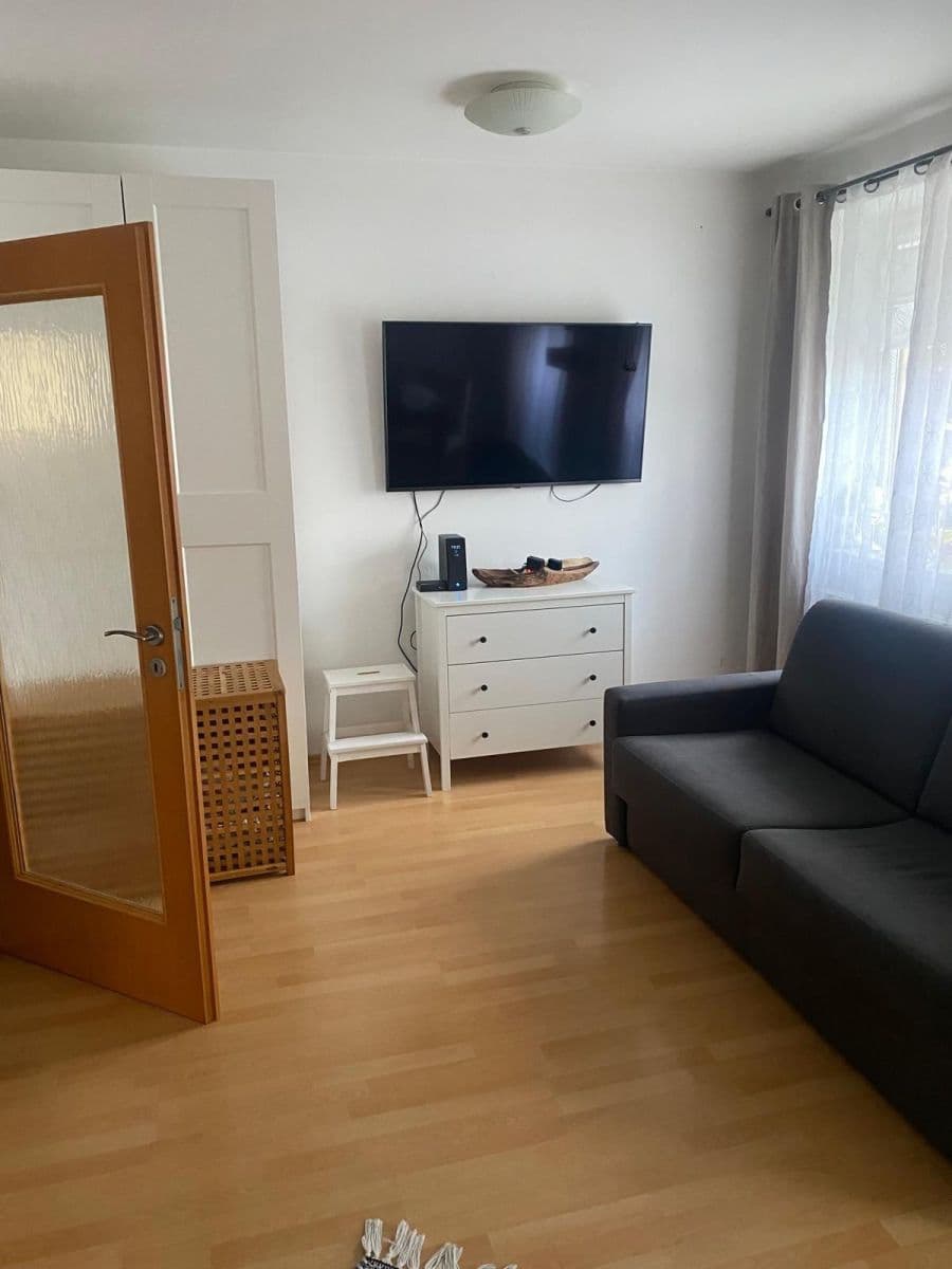 Prenájom bytu 2-izbový 79 m², K Pískovně, Strančice, Středočeský kraj Prenájom bytu 2-izbový 79 m², K Pískovně, Strančice, Středočeský kraj