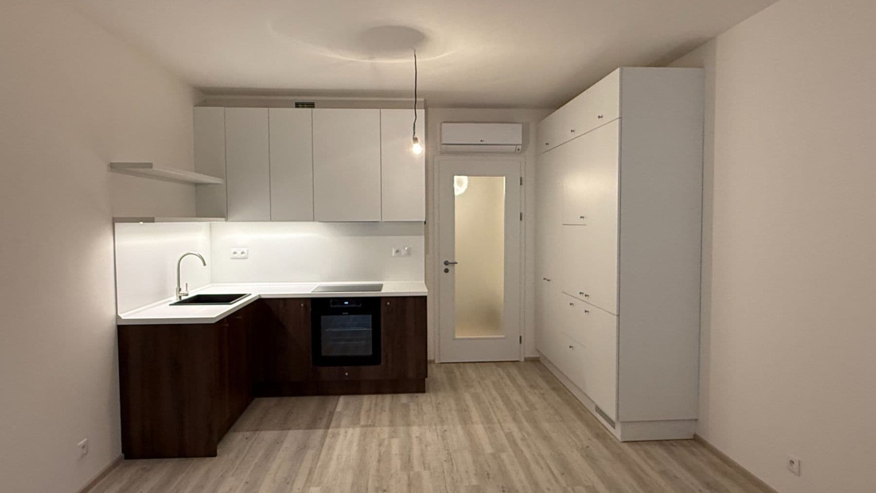 Predaj bytu 1-izbový 33 m², Poděbradská, Praha, Praha Predaj bytu 1-izbový 33 m², Poděbradská, Praha, Praha