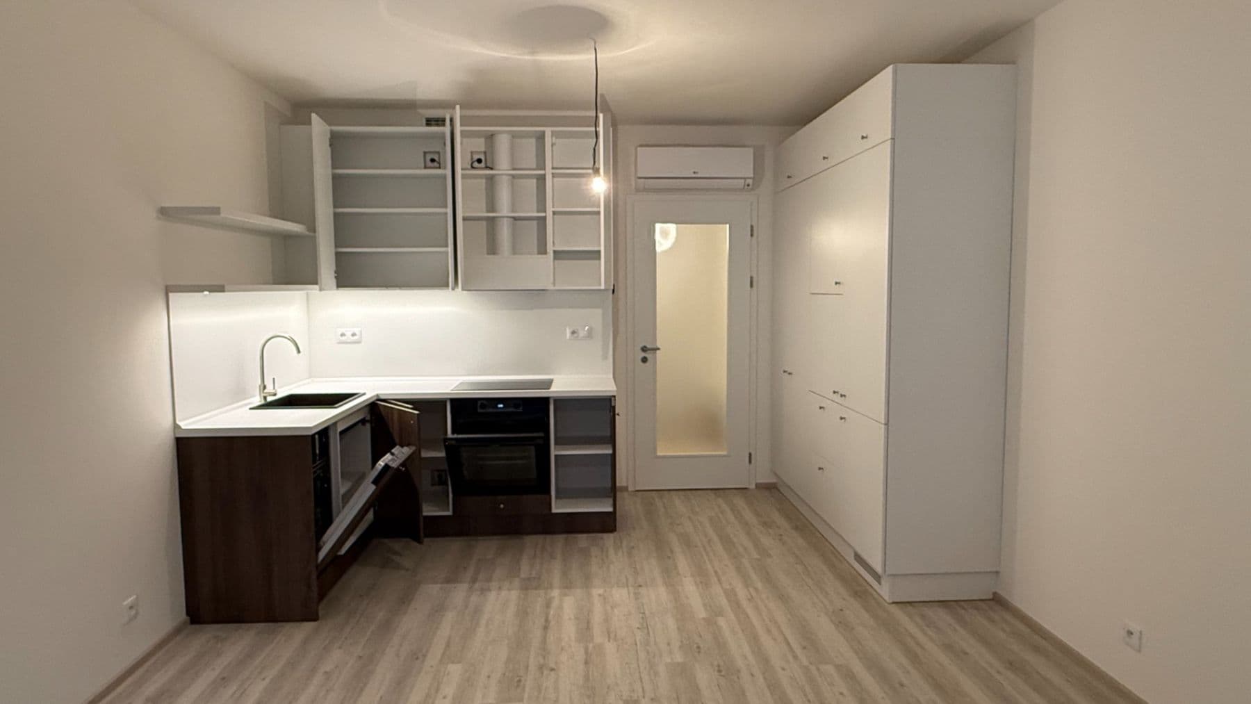 Predaj bytu 1-izbový 33 m², Poděbradská, Praha, Praha Predaj bytu 1-izbový 33 m², Poděbradská, Praha, Praha