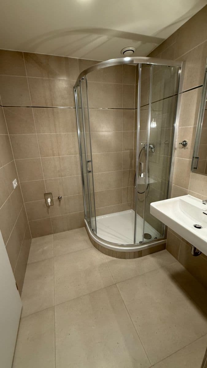 Predaj bytu 1-izbový 33 m², Poděbradská, Praha, Praha Predaj bytu 1-izbový 33 m², Poděbradská, Praha, Praha