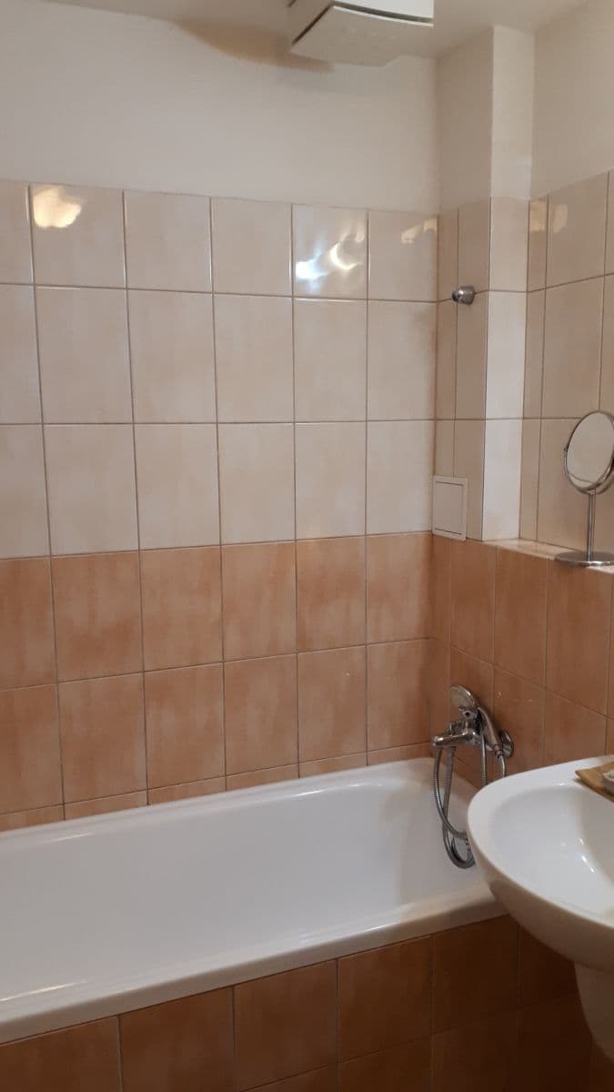 Predaj bytu 2-izbový 58 m², U Jana, Ostrava, Moravskoslezský kraj Predaj bytu 2-izbový 58 m², U Jana, Ostrava, Moravskoslezský kraj
