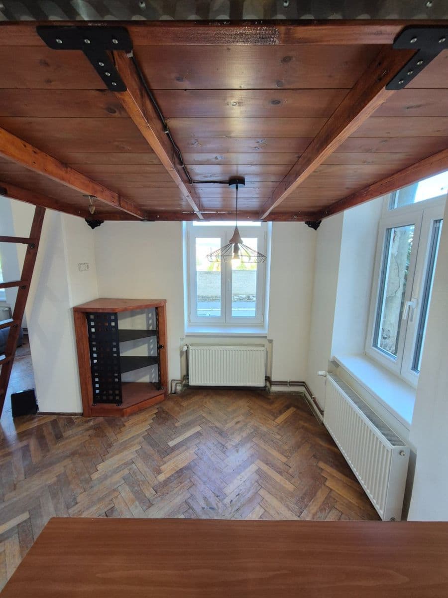 Predaj bytu 2-izbový 95 m², Skřivánčí, Jablonec nad Nisou, Liberecký kraj Predaj bytu 2-izbový 95 m², Skřivánčí, Jablonec nad Nisou, Liberecký kraj