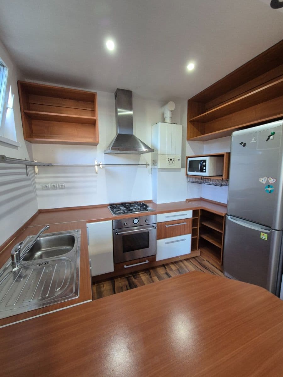 Predaj bytu 2-izbový 95 m², Skřivánčí, Jablonec nad Nisou, Liberecký kraj Predaj bytu 2-izbový 95 m², Skřivánčí, Jablonec nad Nisou, Liberecký kraj