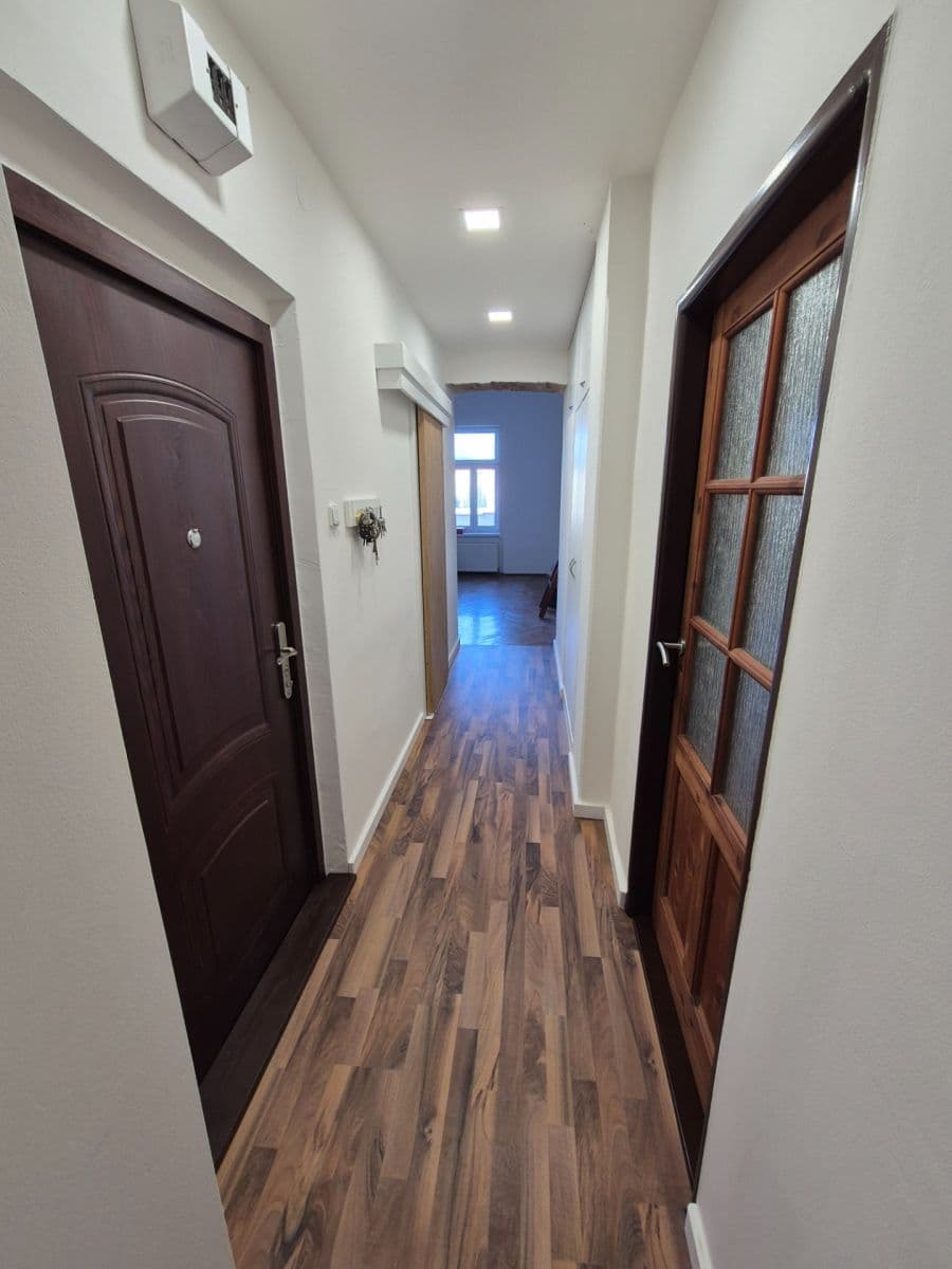 Predaj bytu 2-izbový 95 m², Skřivánčí, Jablonec nad Nisou, Liberecký kraj Predaj bytu 2-izbový 95 m², Skřivánčí, Jablonec nad Nisou, Liberecký kraj