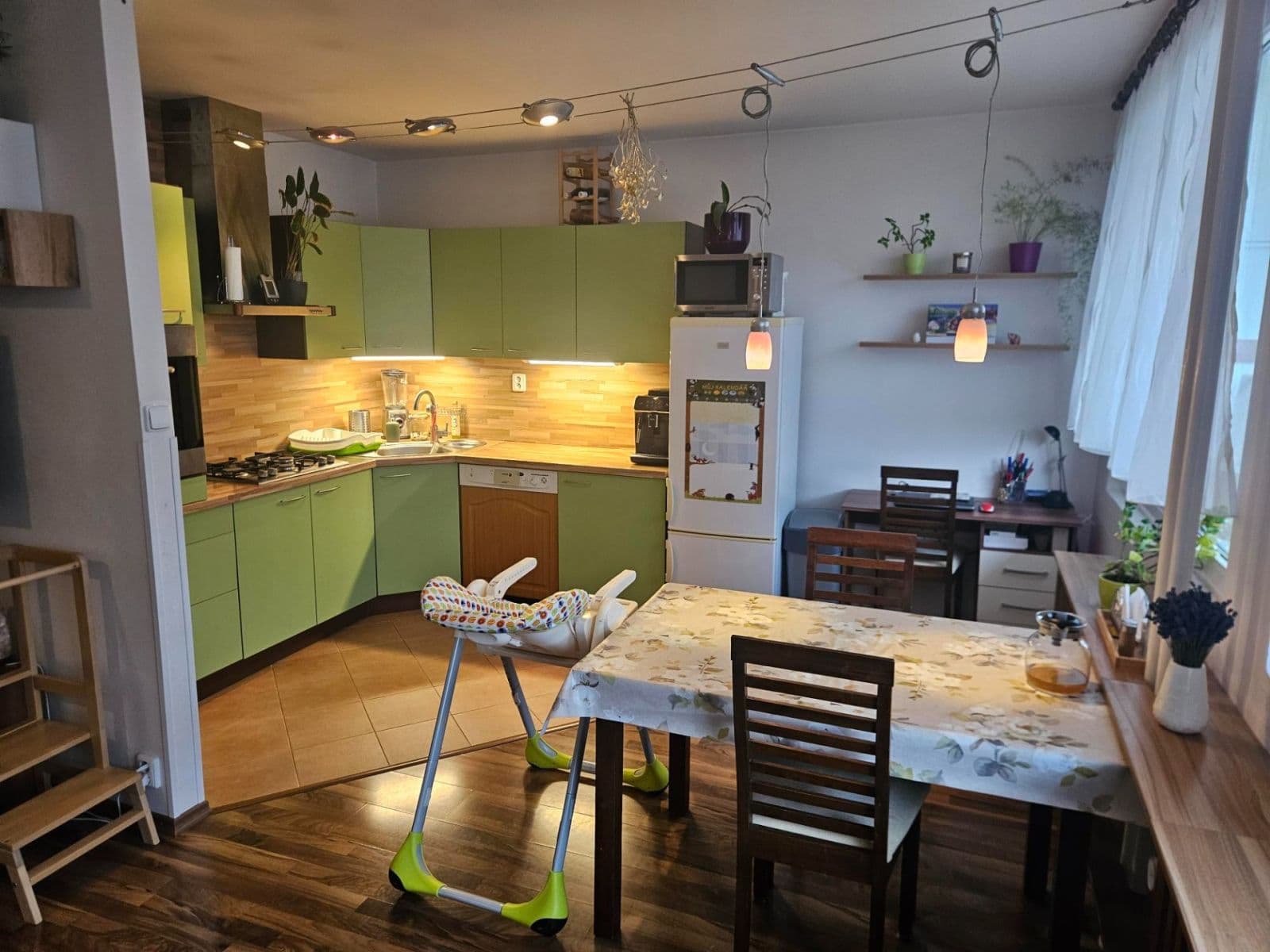 Prenájom bytu 3-izbový 63 m², Kotorská, Praha, Praha Prenájom bytu 3-izbový 63 m², Kotorská, Praha, Praha