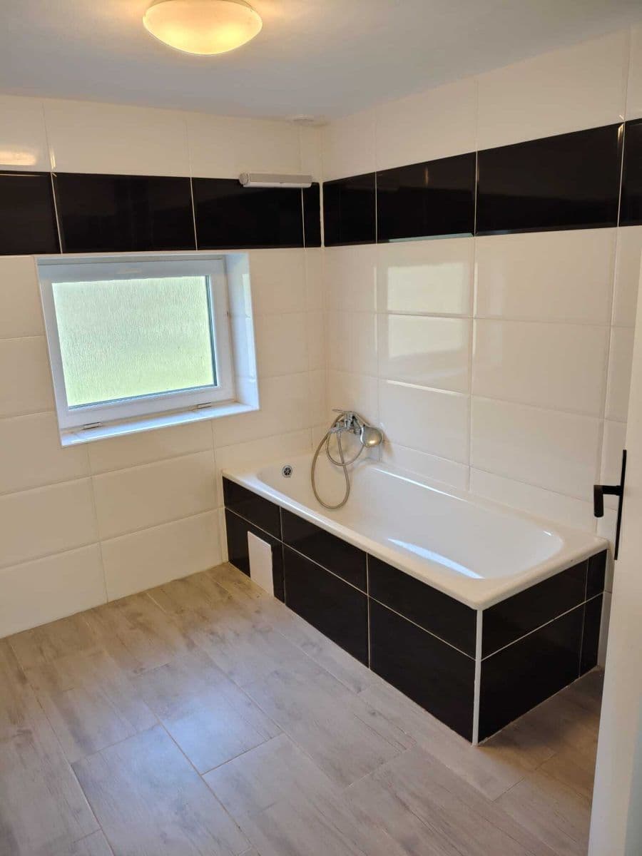 Predaj domu 92 m², pozemek 1.544 m², Bernartice, Královéhradecký kraj Predaj domu 92 m², pozemek 1.544 m², Bernartice, Královéhradecký kraj