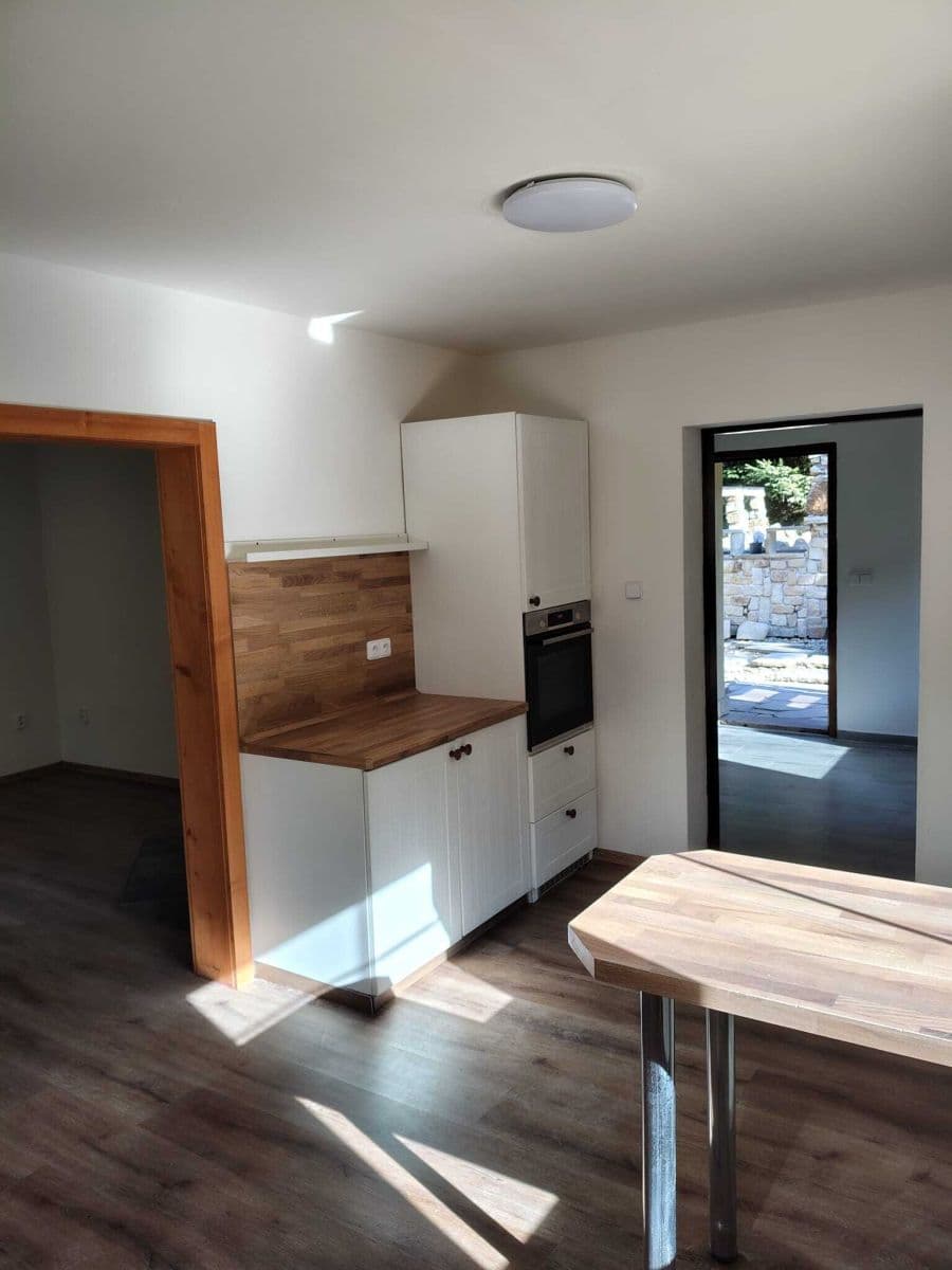 Predaj domu 92 m², pozemek 1.544 m², Bernartice, Královéhradecký kraj Predaj domu 92 m², pozemek 1.544 m², Bernartice, Královéhradecký kraj