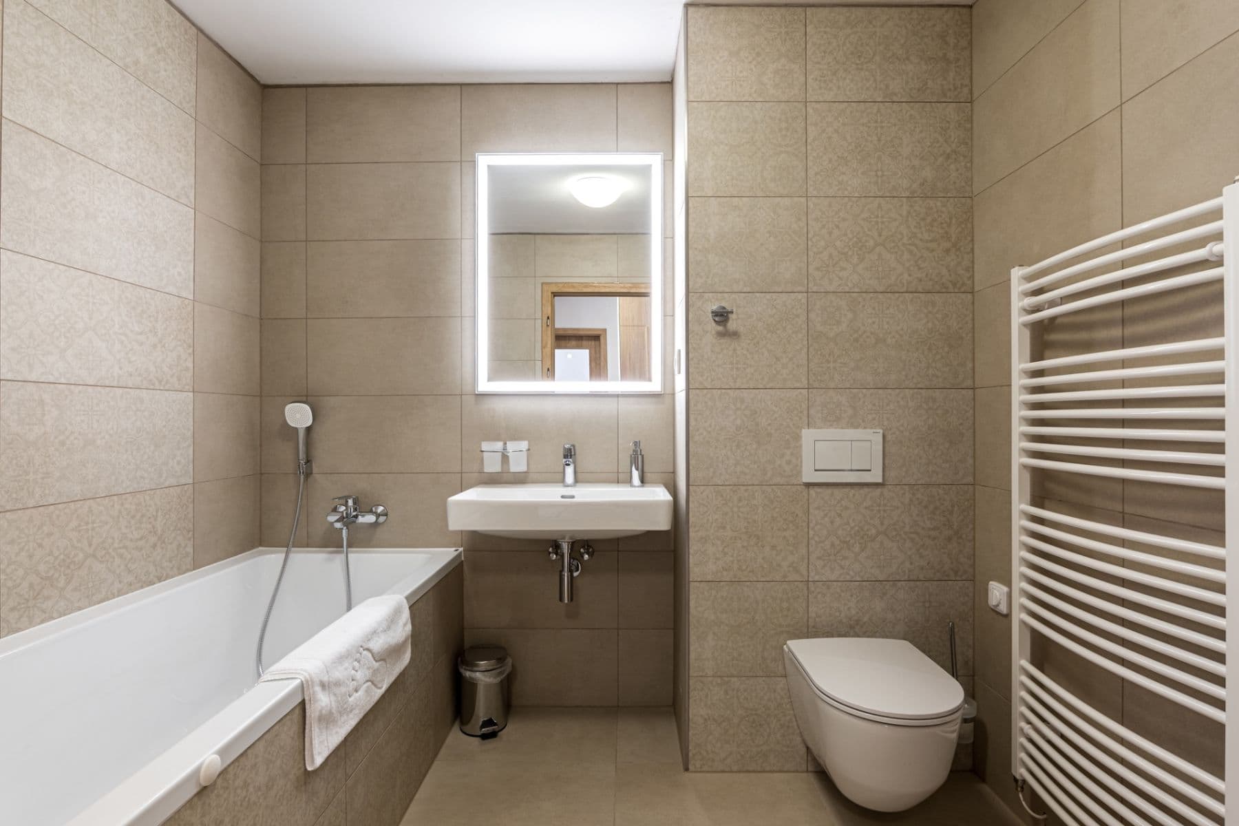 Predaj bytu 2-izbový 93 m², Karlova Studánka, Moravskoslezský kraj Predaj bytu 2-izbový 93 m², Karlova Studánka, Moravskoslezský kraj