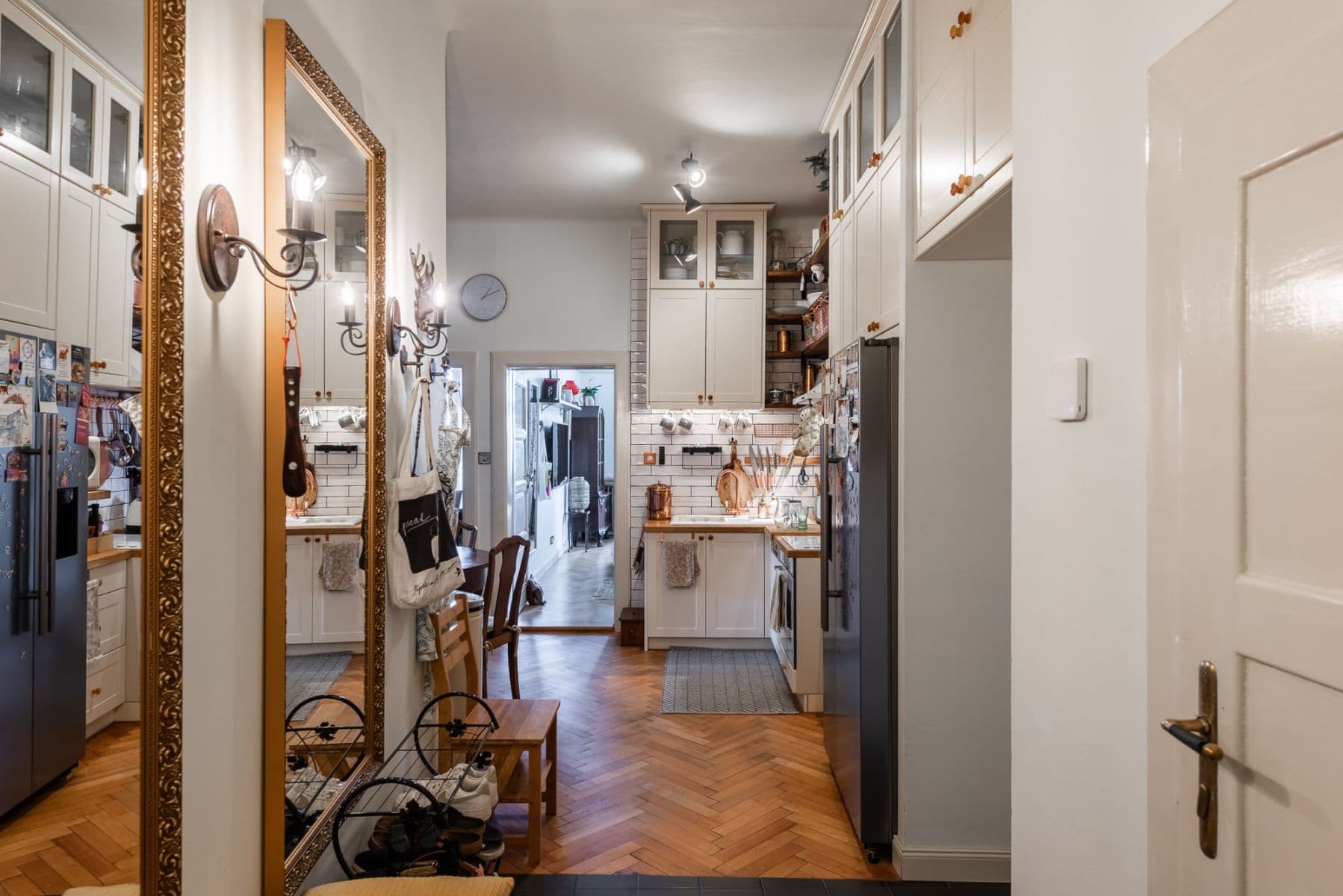 Prenájom bytu 130 m², Hartigova, Praha, Praha Prenájom bytu 130 m², Hartigova, Praha, Praha