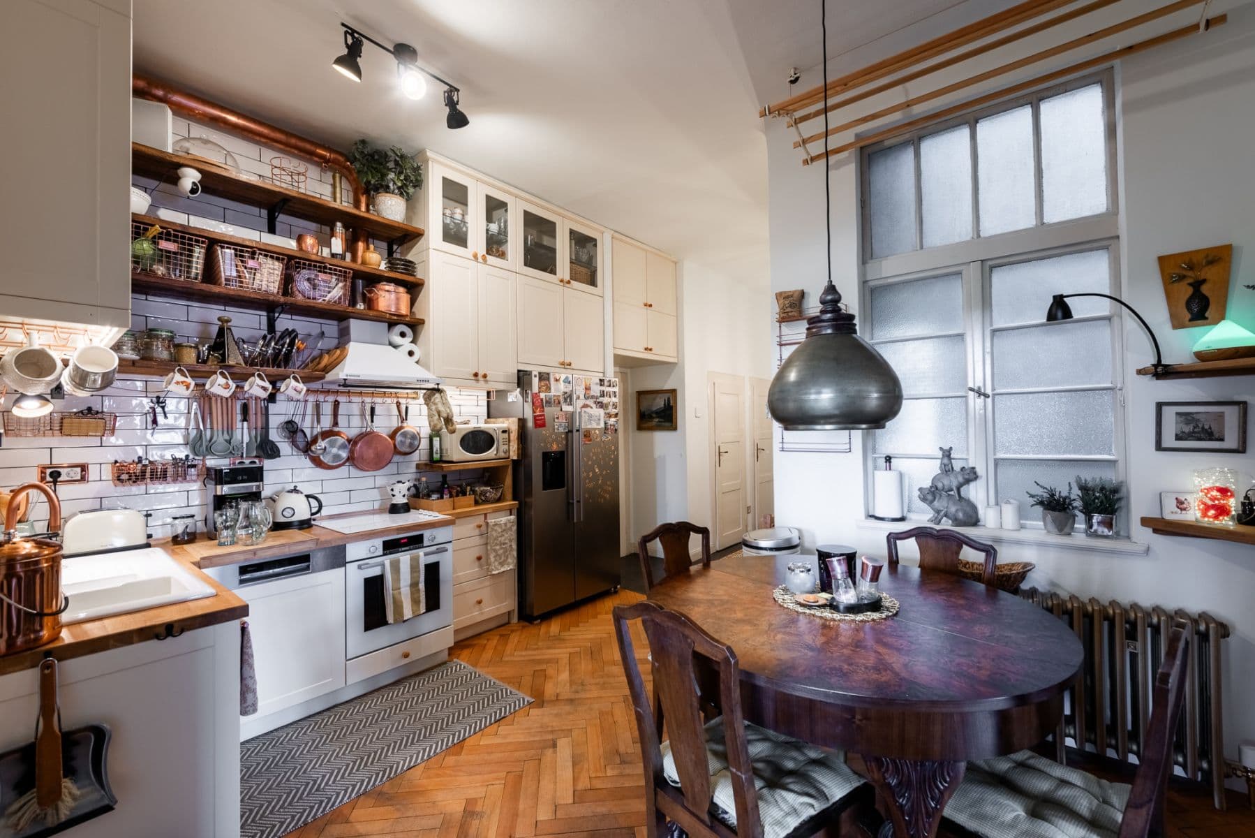 Prenájom bytu 130 m², Hartigova, Praha, Praha Prenájom bytu 130 m², Hartigova, Praha, Praha