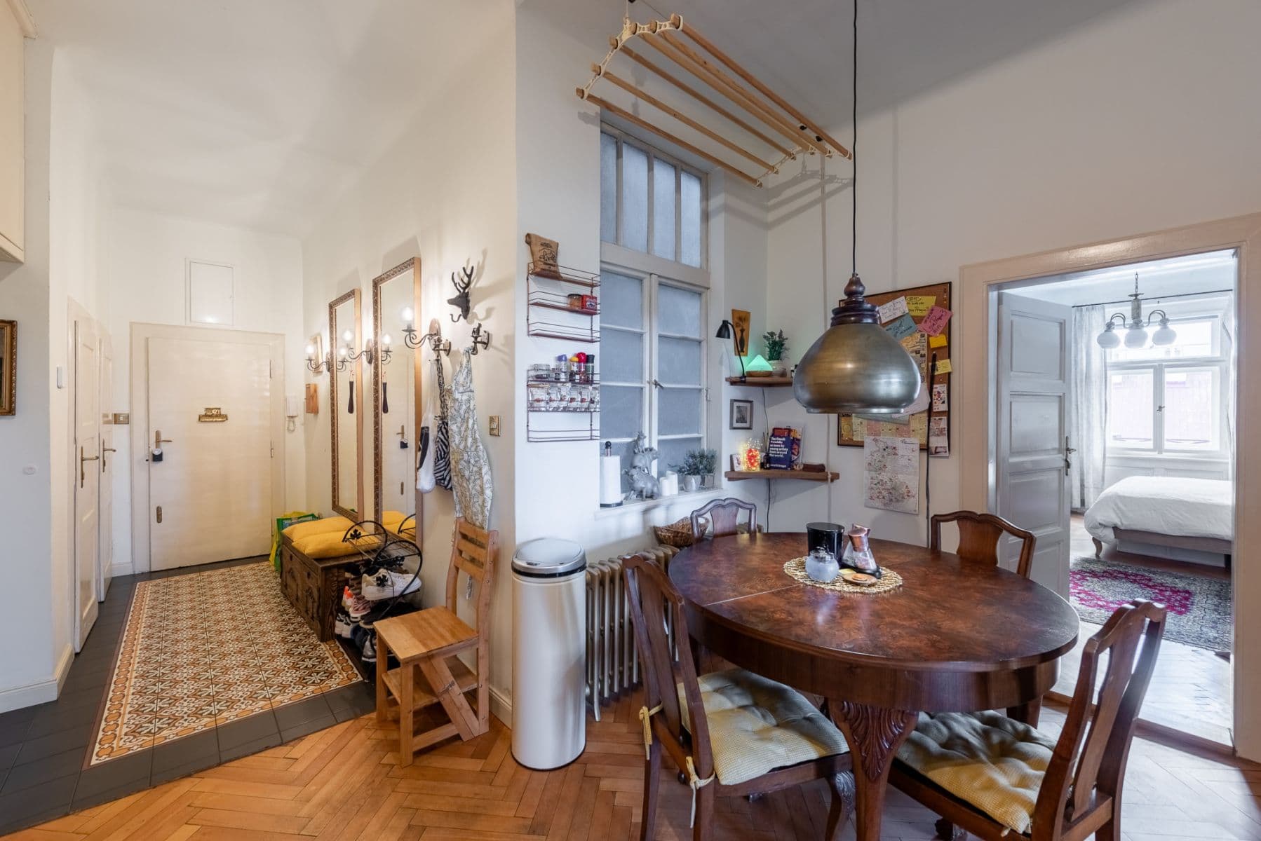 Prenájom bytu 130 m², Hartigova, Praha, Praha Prenájom bytu 130 m², Hartigova, Praha, Praha