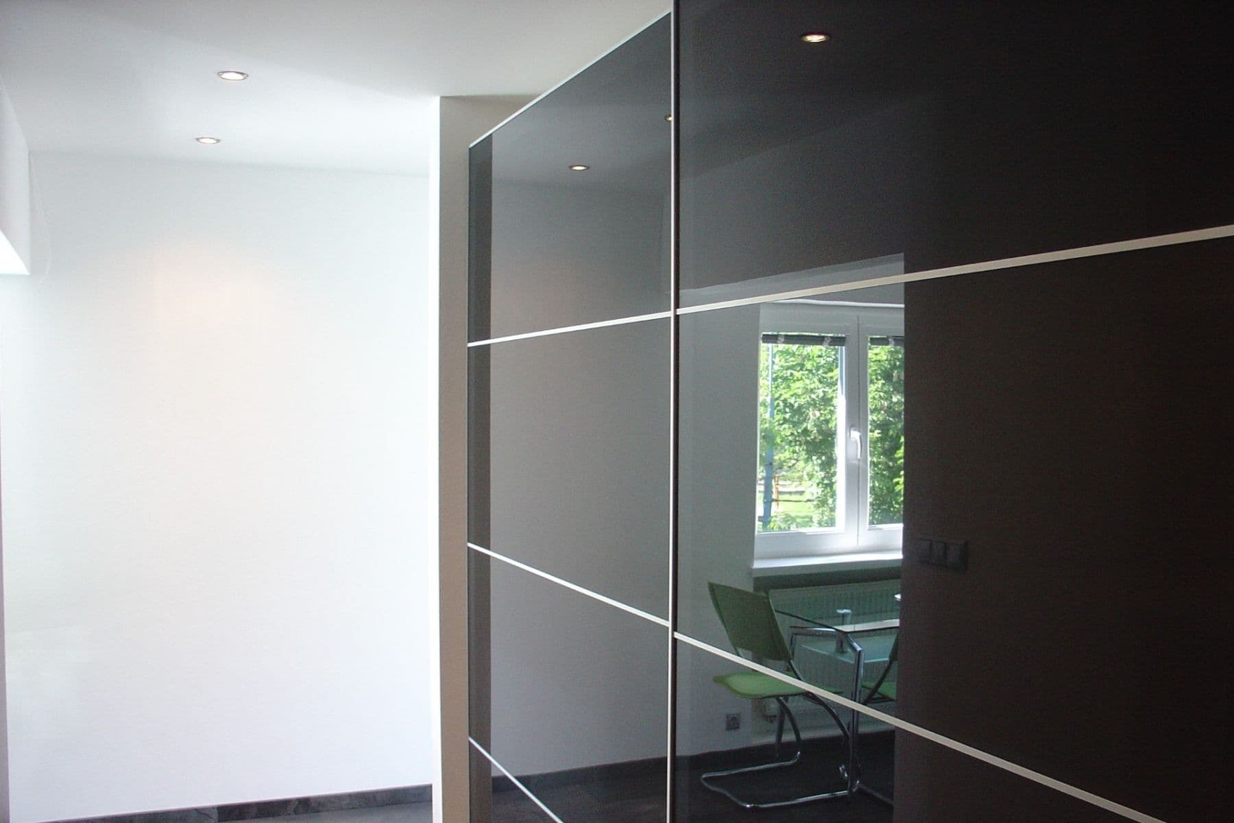 Prenájom bytu 2-izbový 55 m², Gaštanová, Bratislava - mestská časť Staré Mesto, Bratislavský kraj Prenájom bytu 2-izbový 55 m², Gaštanová, Bratislava - mestská časť Staré Mesto, Bratislavský kraj