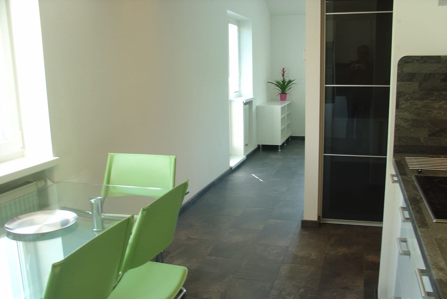 Prenájom bytu 2-izbový 55 m², Gaštanová, Bratislava - mestská časť Staré Mesto, Bratislavský kraj Prenájom bytu 2-izbový 55 m², Gaštanová, Bratislava - mestská časť Staré Mesto, Bratislavský kraj