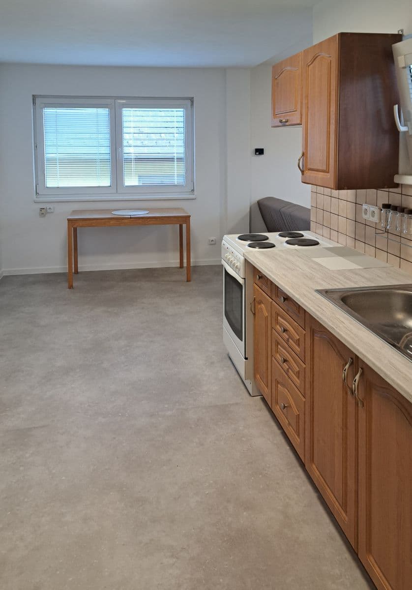 Prenájom domu 42 m², pozemek 300 m², Žitná, Hvozdná, Zlínský kraj Prenájom domu 42 m², pozemek 300 m², Žitná, Hvozdná, Zlínský kraj