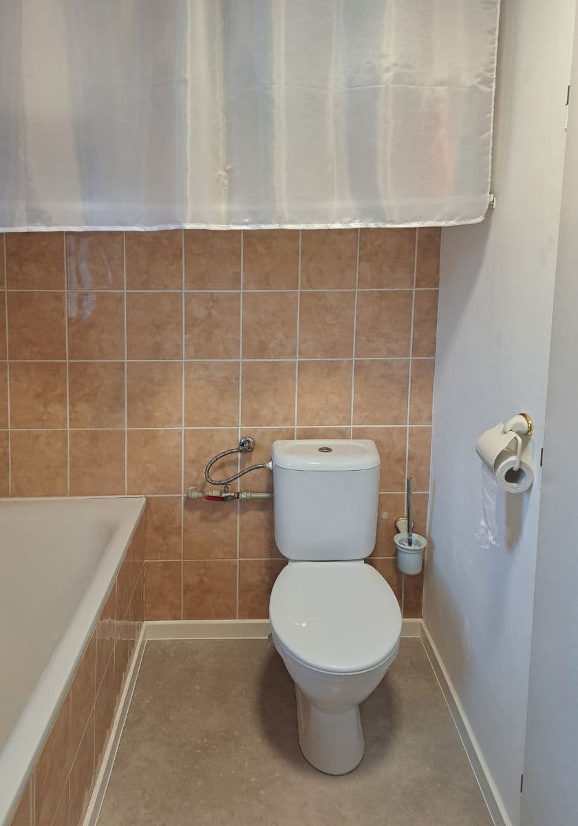 Prenájom domu 42 m², pozemek 300 m², Žitná, Hvozdná, Zlínský kraj Prenájom domu 42 m², pozemek 300 m², Žitná, Hvozdná, Zlínský kraj