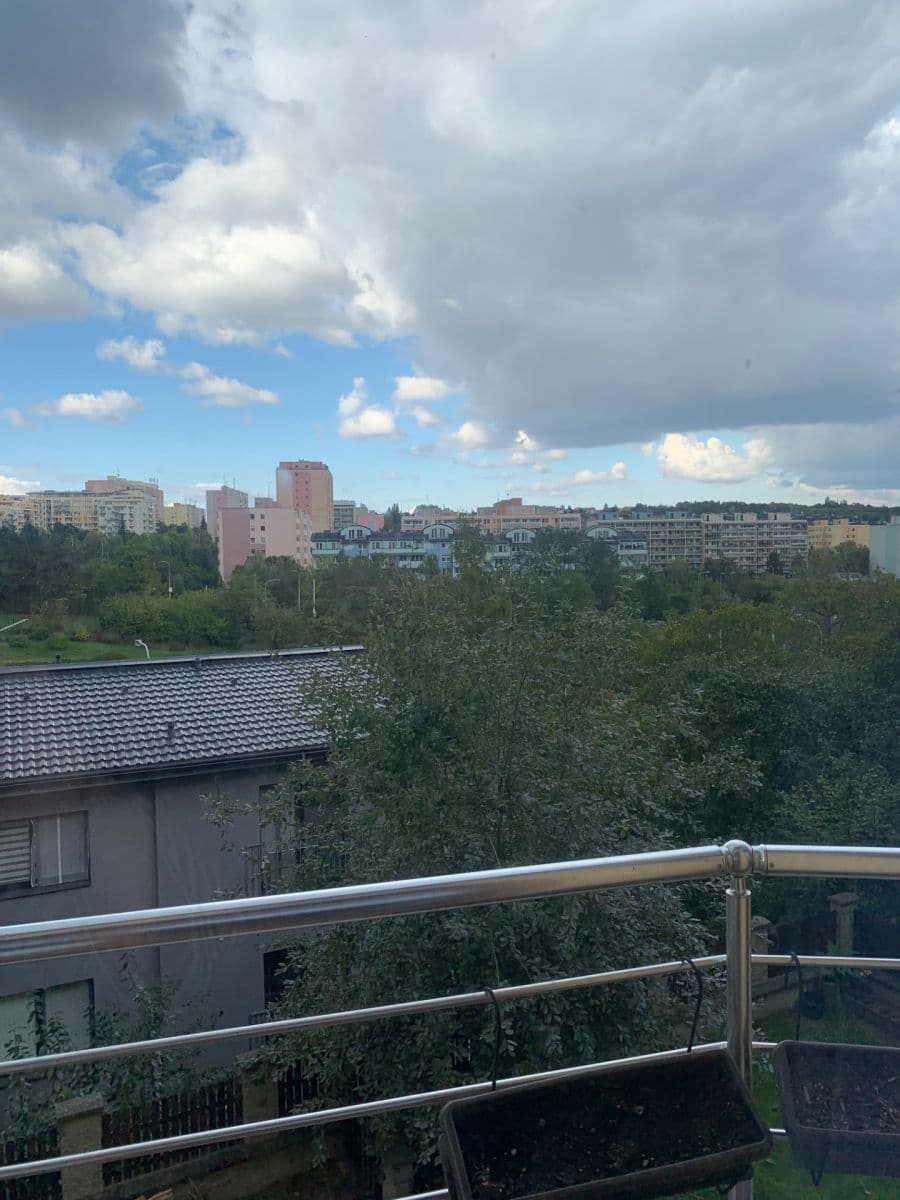 Prenájom domu 250 m², pozemok 200 m², Pod Viaduktem, Praha, Praha Prenájom domu 250 m², pozemok 200 m², Pod Viaduktem, Praha, Praha