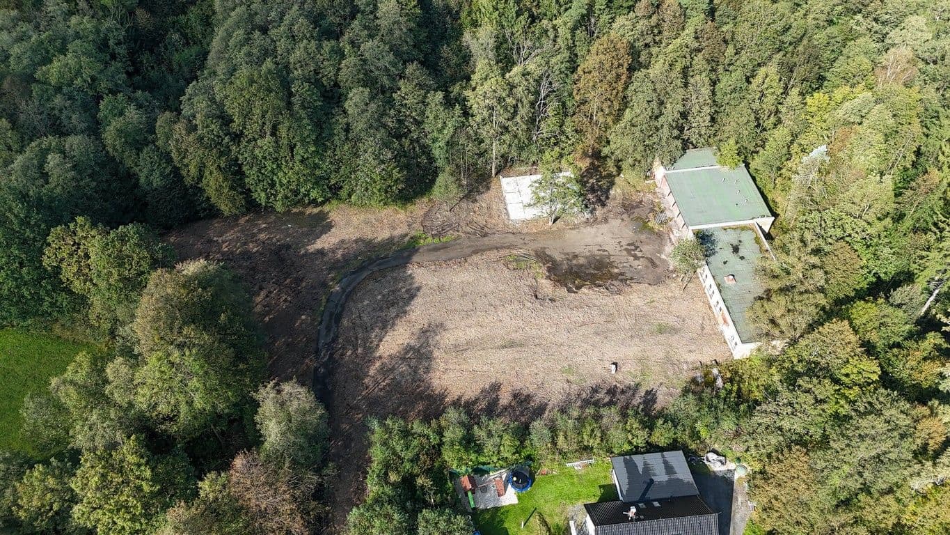 Predaj pozemku 8.257 m², Kunčice pod Ondřejníkem, Moravskoslezský kraj Predaj pozemku 8.257 m², Kunčice pod Ondřejníkem, Moravskoslezský kraj