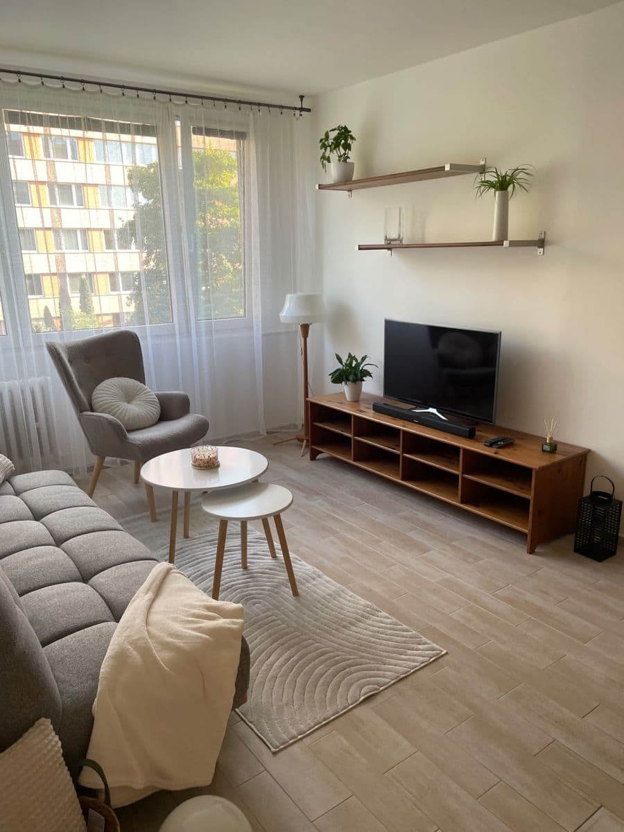 Prenájom bytu 2-izbový 42 m², Pujmanové, Praha, Praha Prenájom bytu 2-izbový 42 m², Pujmanové, Praha, Praha
