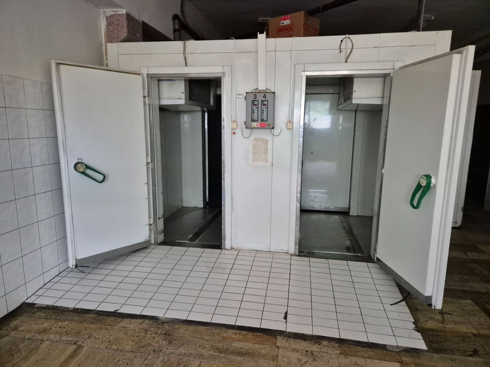 Predaj nebytového priestoru 450 m², Lomní, Trutnov, Královéhradecký kraj Predaj nebytového priestoru 450 m², Lomní, Trutnov, Královéhradecký kraj