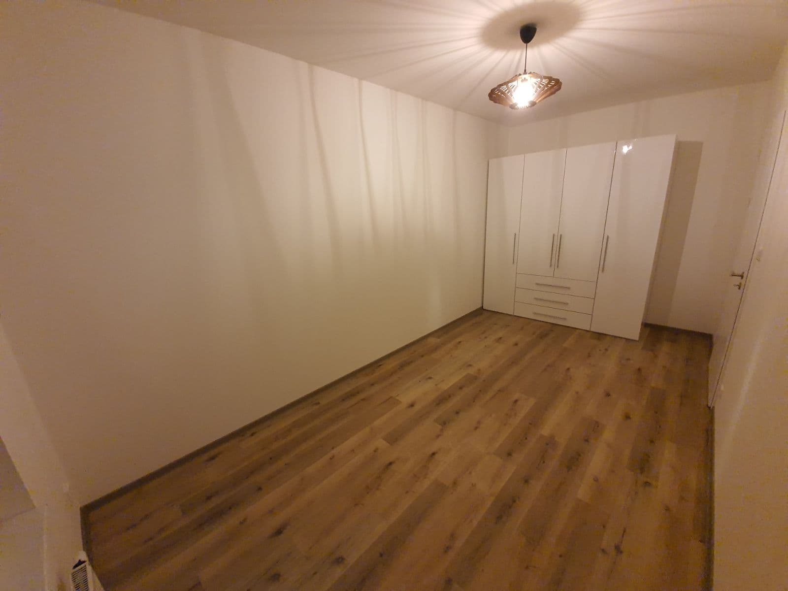 Prenájom bytu 2-izbový 53 m², Ferrariho, Praha, Praha Prenájom bytu 2-izbový 53 m², Ferrariho, Praha, Praha