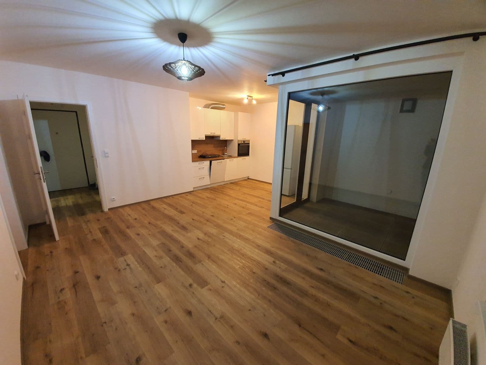 Prenájom bytu 2-izbový 53 m², Ferrariho, Praha, Praha Prenájom bytu 2-izbový 53 m², Ferrariho, Praha, Praha