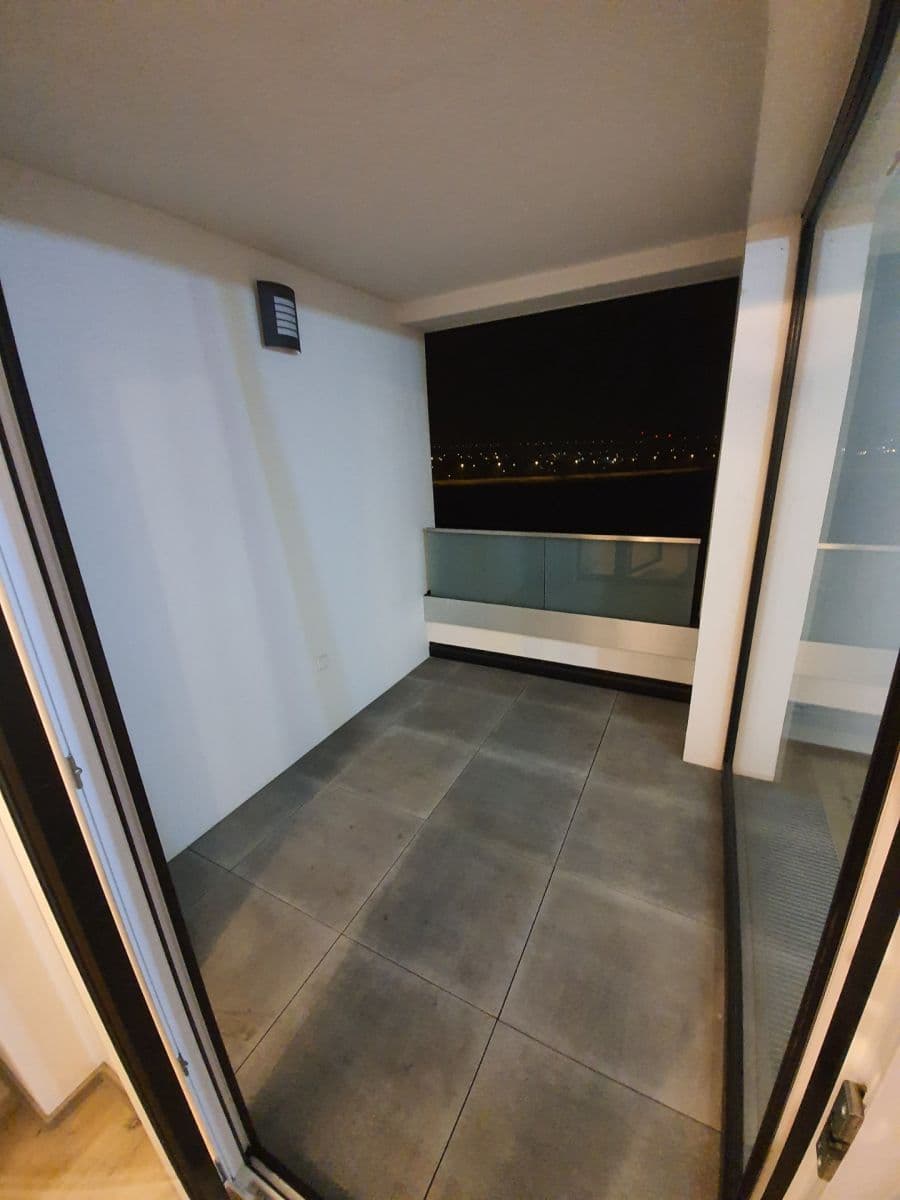 Prenájom bytu 2-izbový 53 m², Ferrariho, Praha, Praha Prenájom bytu 2-izbový 53 m², Ferrariho, Praha, Praha