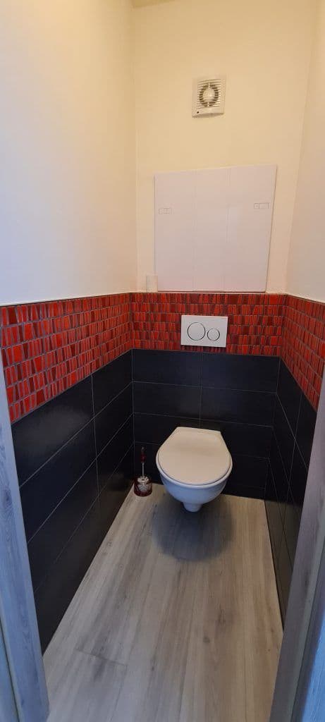 Prenájom bytu 1-izbový 35 m², Bílinská, Praha, Praha Prenájom bytu 1-izbový 35 m², Bílinská, Praha, Praha