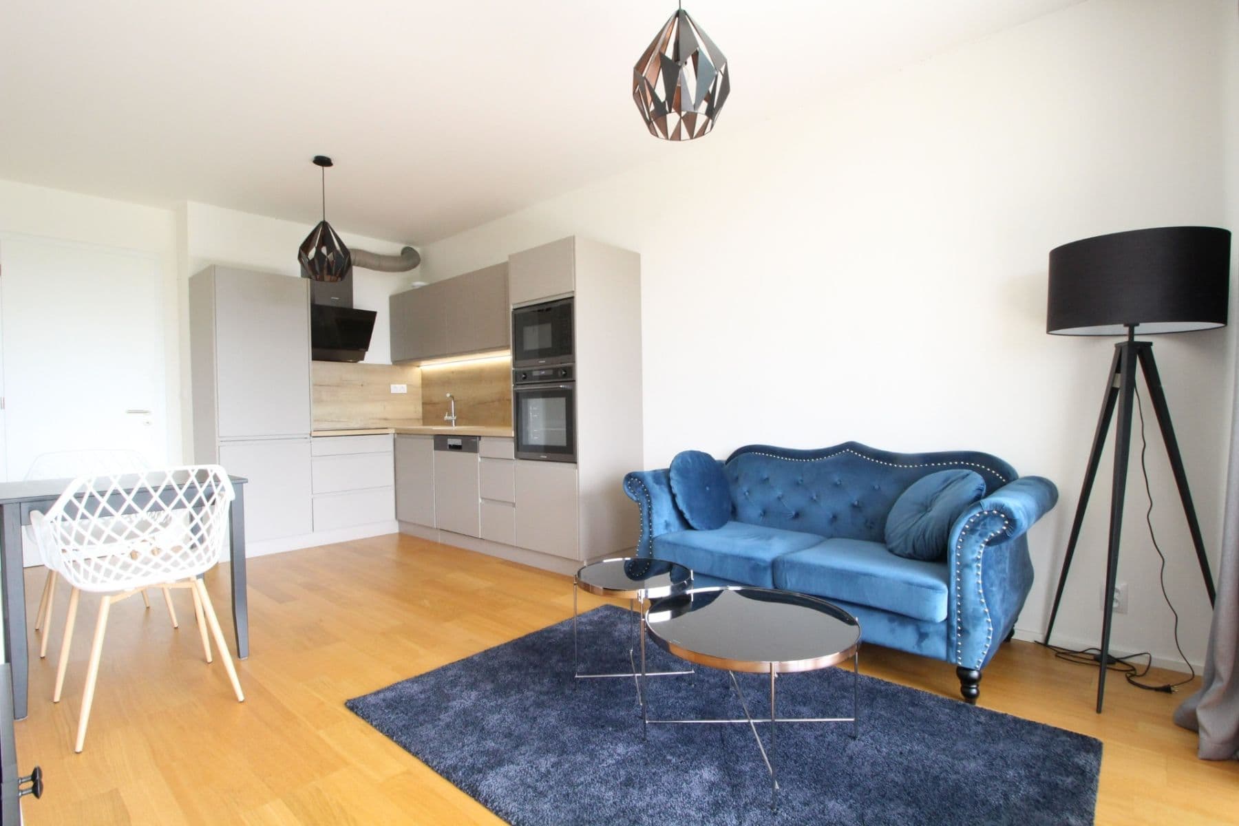 Prenájom bytu 2-izbový 62 m², Plzákova, Praha, Praha Prenájom bytu 2-izbový 62 m², Plzákova, Praha, Praha