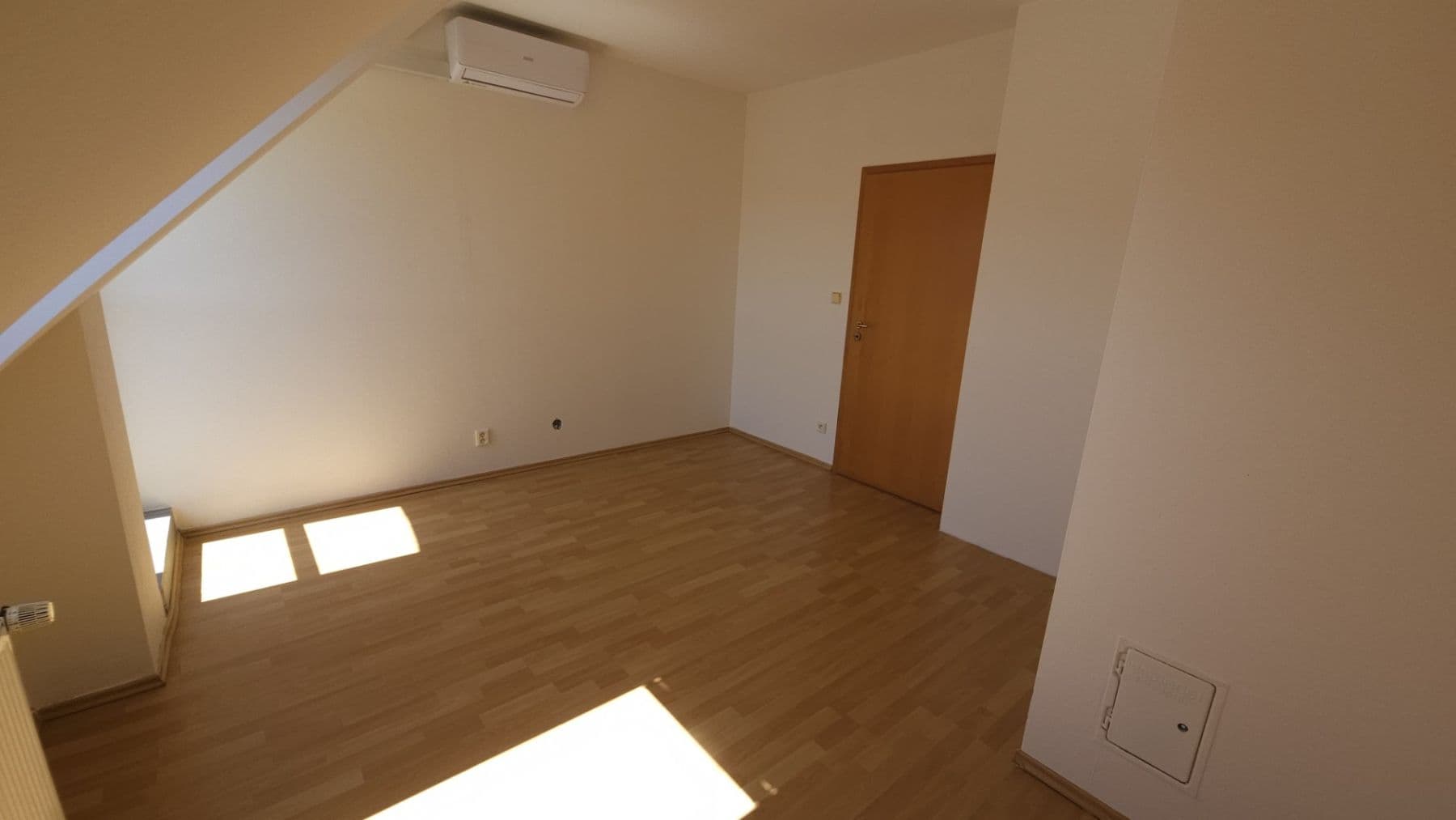 Predaj bytu 2-izbový 58 m², Lesní, Bílovice nad Svitavou, Jihomoravský kraj Predaj bytu 2-izbový 58 m², Lesní, Bílovice nad Svitavou, Jihomoravský kraj