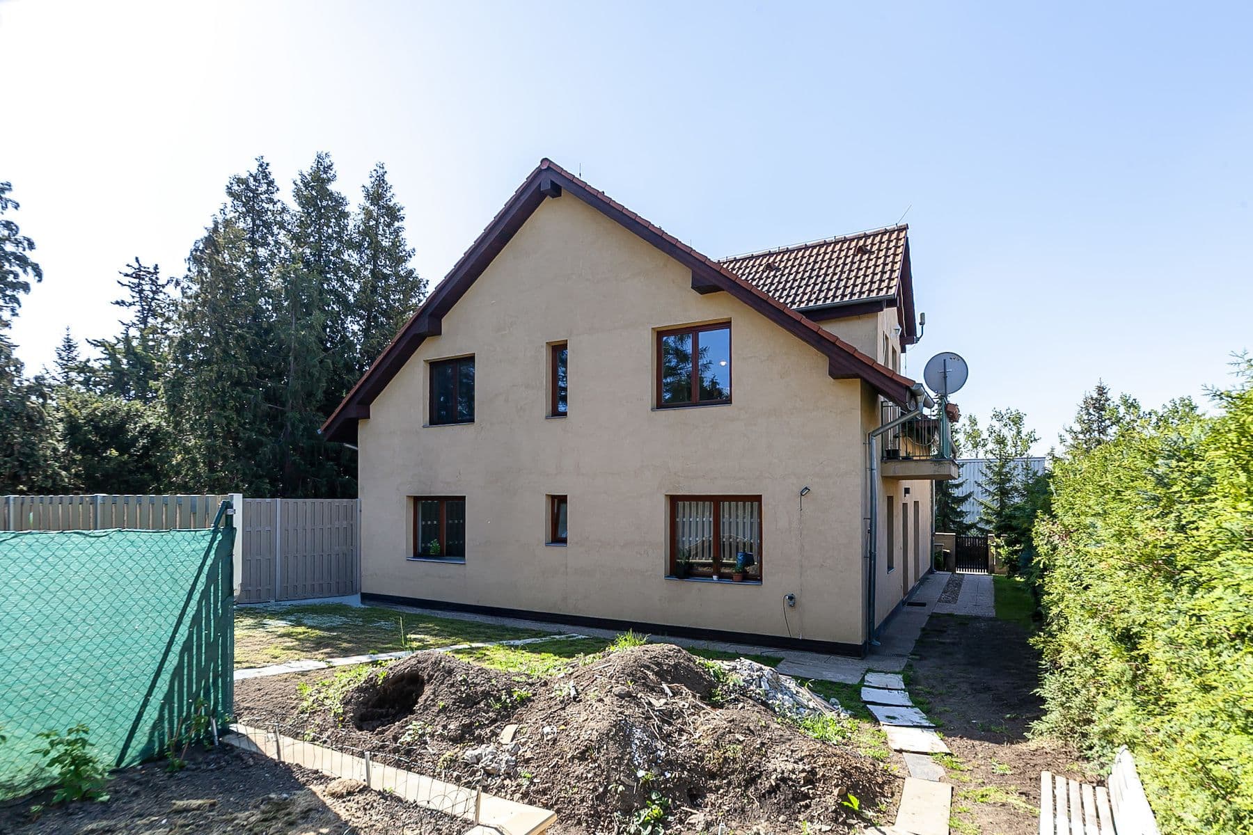 Predaj domu 171 m², pozemek 371 m², Palouky, Hostivice, Středočeský kraj Predaj domu 171 m², pozemek 371 m², Palouky, Hostivice, Středočeský kraj