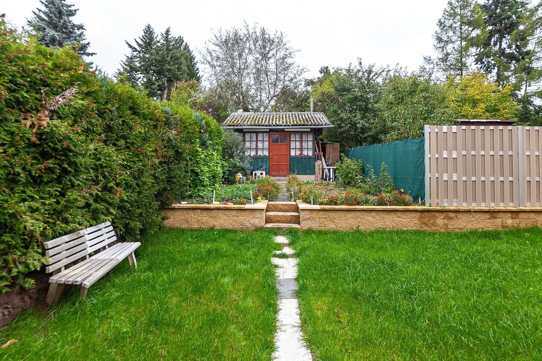 Predaj bytu 4-izbový 371 m², Palouky, Hostivice, Středočeský kraj Predaj bytu 4-izbový 371 m², Palouky, Hostivice, Středočeský kraj