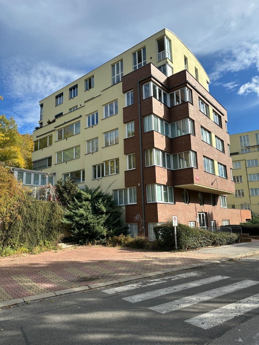 Prenájom bytu 1-izbový 36 m², Zahradníčkova, Praha, Praha Prenájom bytu 1-izbový 36 m², Zahradníčkova, Praha, Praha