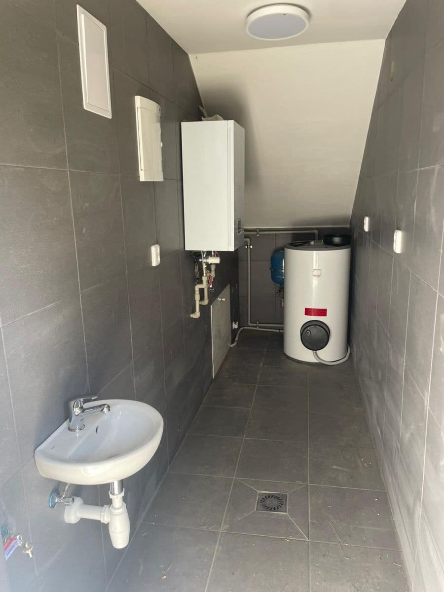 Prenájom domu 103 m², pozemek 100 m², náměstí Svobody, Šternberk, Olomoucký kraj Prenájom domu 103 m², pozemek 100 m², náměstí Svobody, Šternberk, Olomoucký kraj