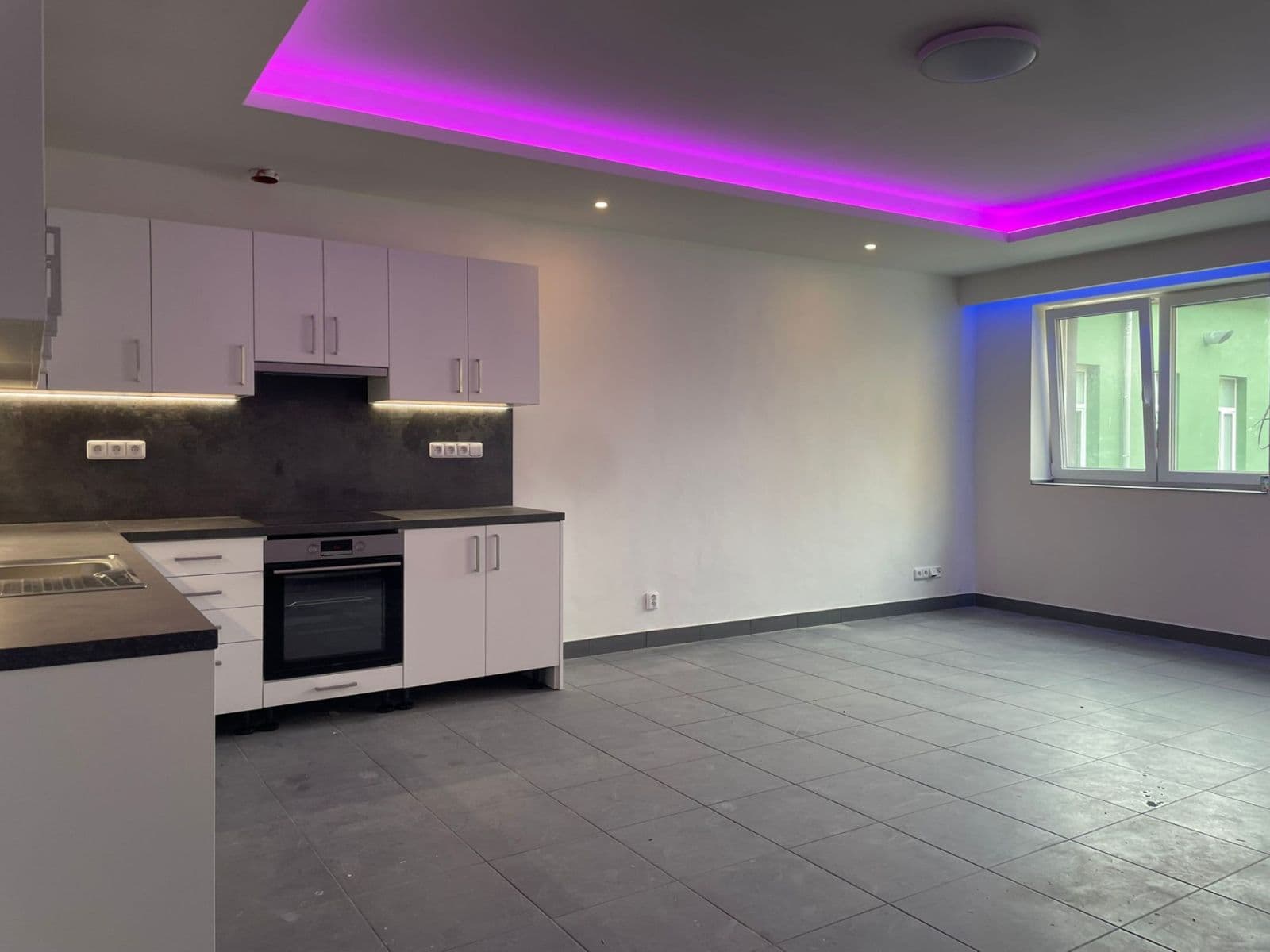 Prenájom domu 103 m², pozemek 100 m², náměstí Svobody, Šternberk, Olomoucký kraj Prenájom domu 103 m², pozemek 100 m², náměstí Svobody, Šternberk, Olomoucký kraj