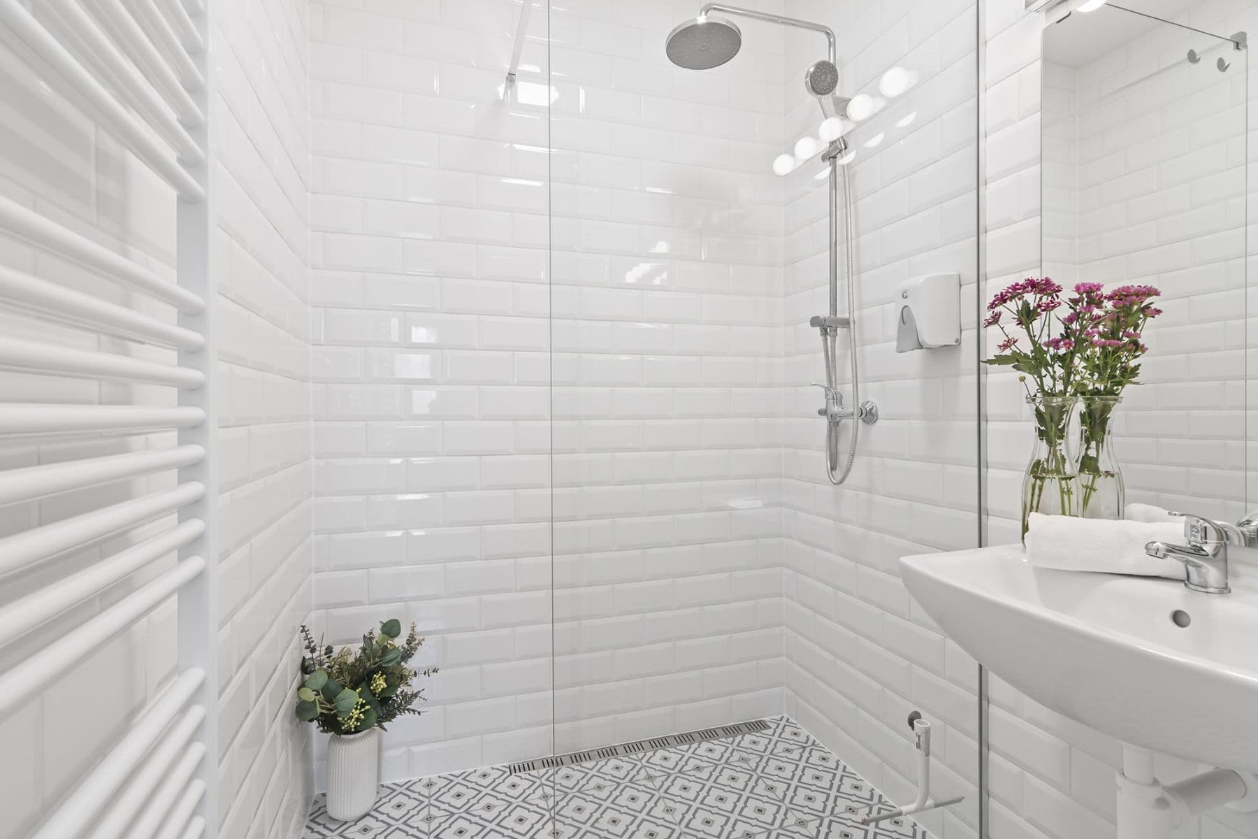 Prenájom bytu 37 m², Kolbenova, Praha, Praha Prenájom bytu 37 m², Kolbenova, Praha, Praha