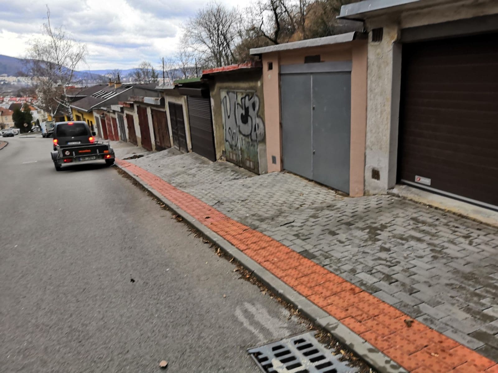 Prenájom garáže 17 m², Zeleného, Brno, Jihomoravský kraj Prenájom garáže 17 m², Zeleného, Brno, Jihomoravský kraj
