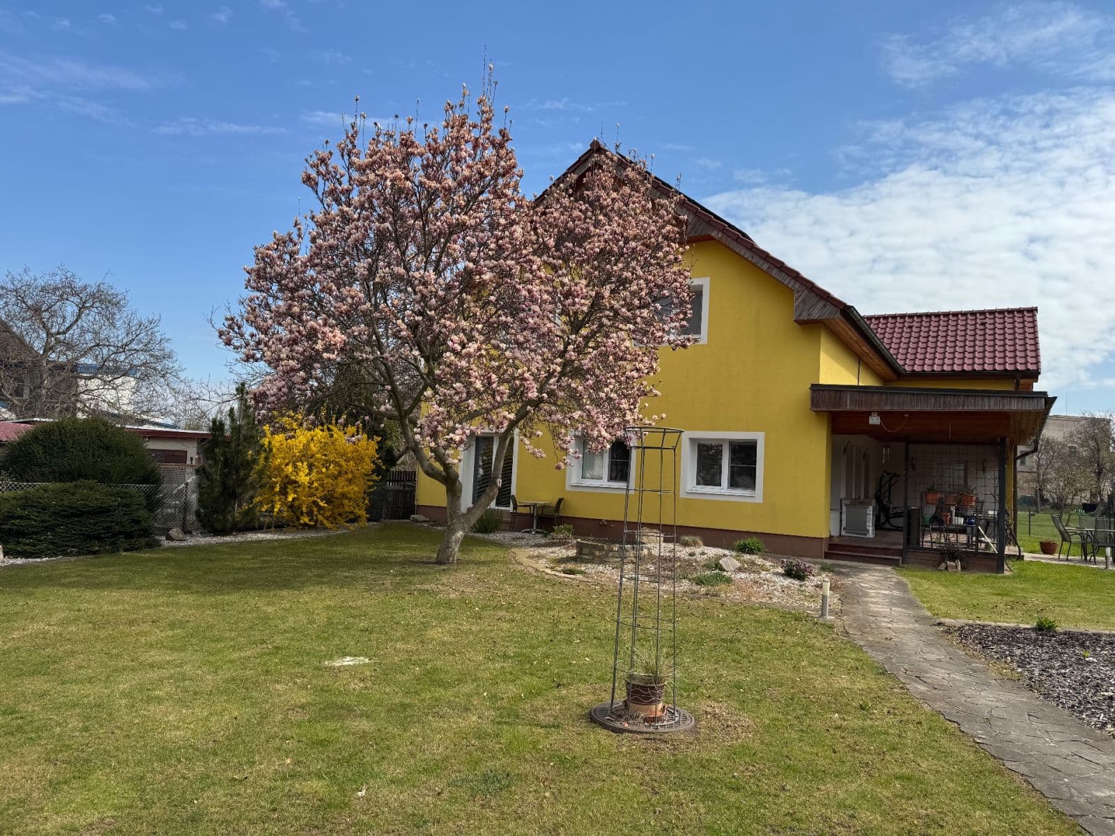 Prenájom bytu 4-izbový 130 m², Na Slavíkově, Praha, Praha Prenájom bytu 4-izbový 130 m², Na Slavíkově, Praha, Praha