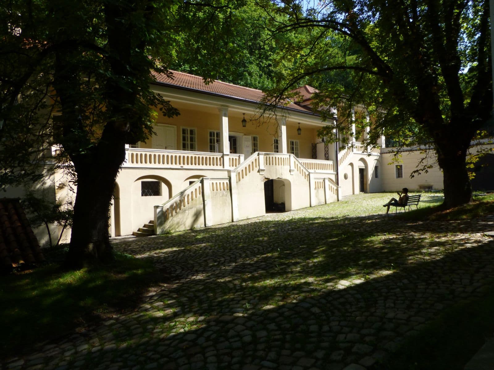 Prenájom bytu 47 m², Na Cihlářce A, Praha, Praha Prenájom bytu 47 m², Na Cihlářce A, Praha, Praha