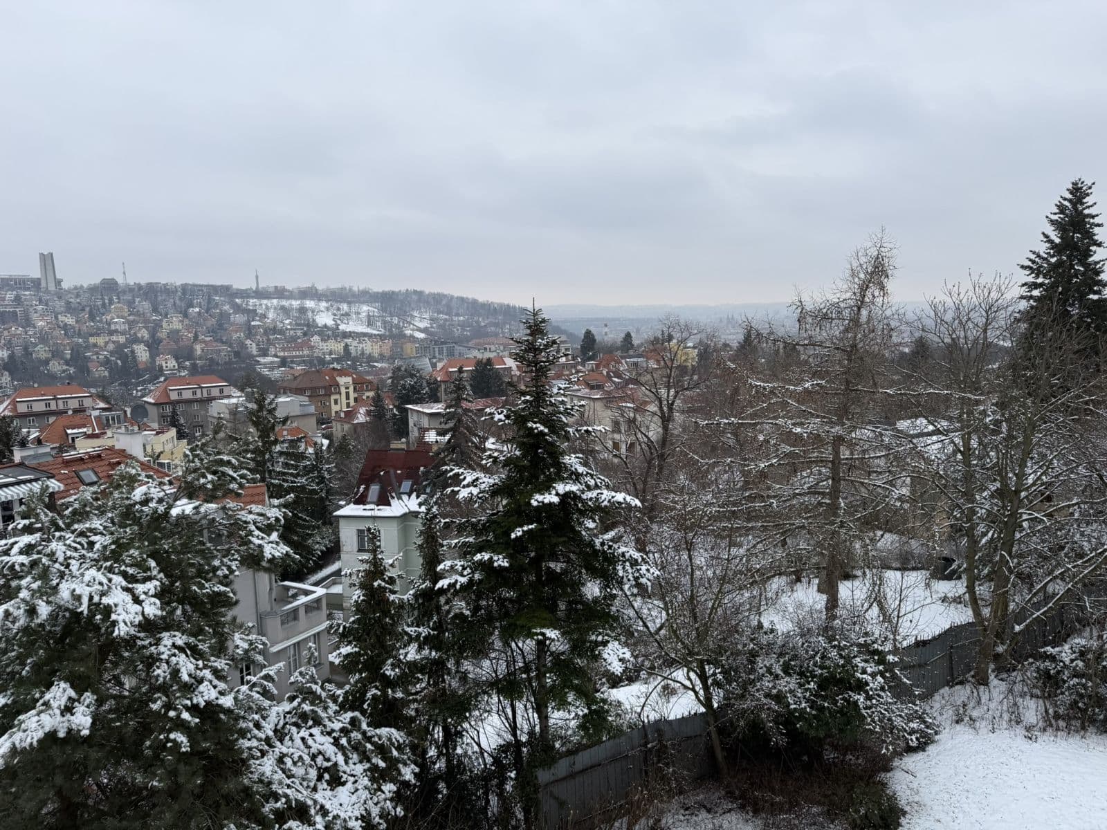 Prenájom bytu 47 m², Na Cihlářce A, Praha, Praha Prenájom bytu 47 m², Na Cihlářce A, Praha, Praha