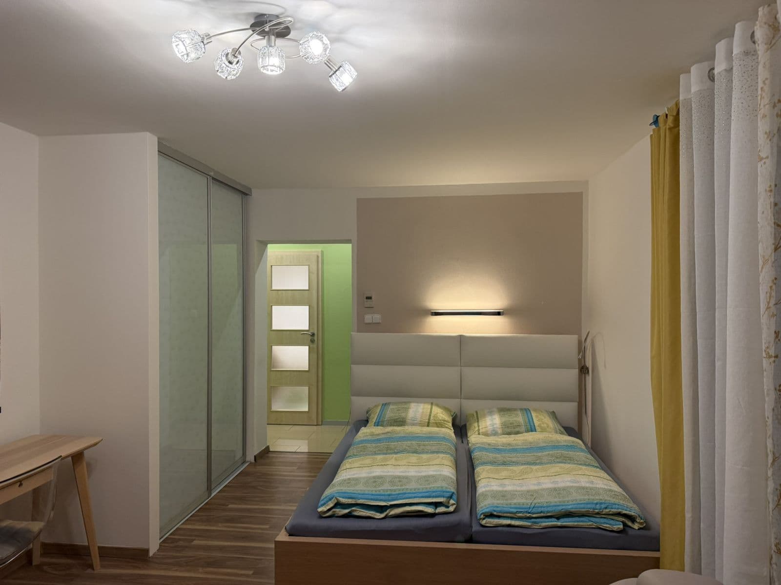 Prenájom bytu 47 m², Na Cihlářce A, Praha, Praha Prenájom bytu 47 m², Na Cihlářce A, Praha, Praha