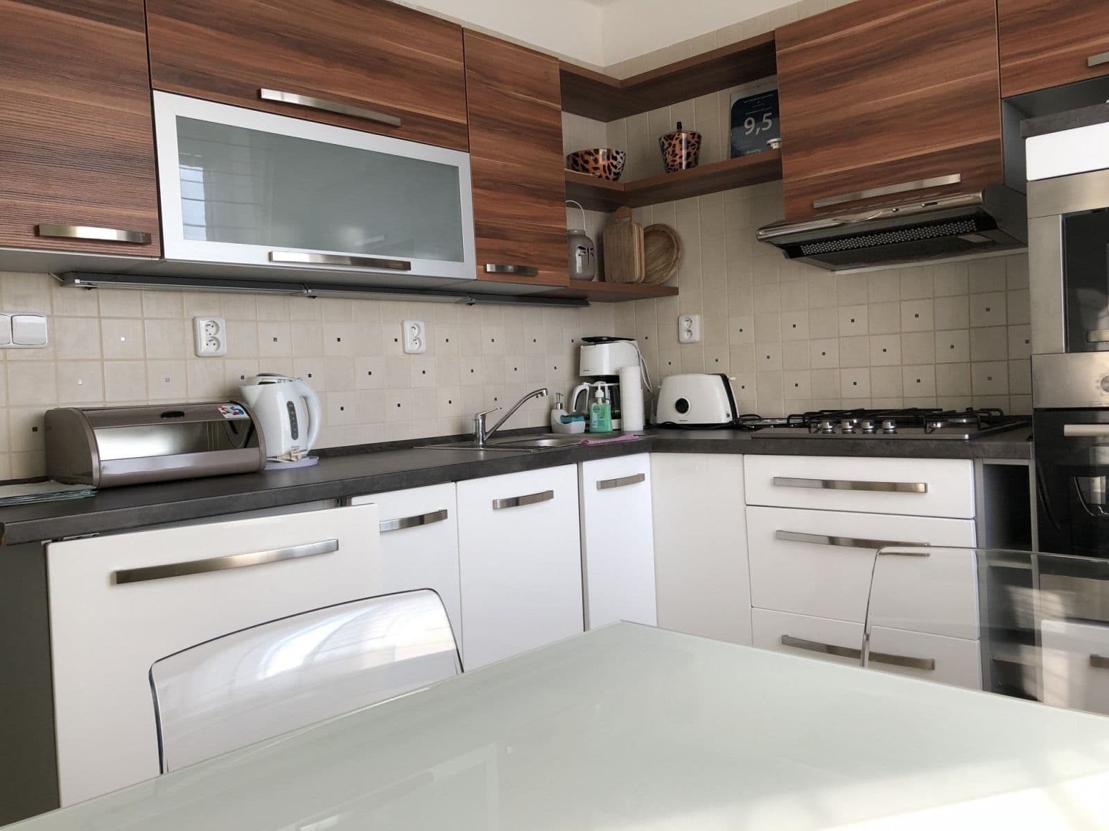 Prenájom bytu 47 m², Na Cihlářce A, Praha, Praha Prenájom bytu 47 m², Na Cihlářce A, Praha, Praha