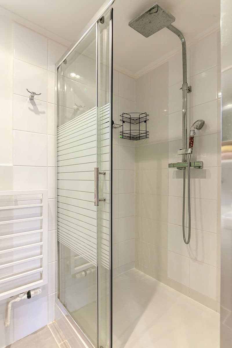 Predaj domu 255 m², pozemek 384 m², Pod Sychrovem II, Praha, Praha Predaj domu 255 m², pozemek 384 m², Pod Sychrovem II, Praha, Praha