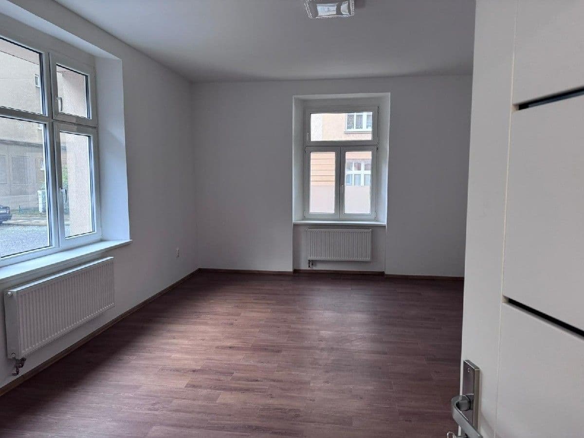 Prenájom bytu 3-izbový 110 m², Praskova, Olomouc, Olomoucký kraj Prenájom bytu 3-izbový 110 m², Praskova, Olomouc, Olomoucký kraj
