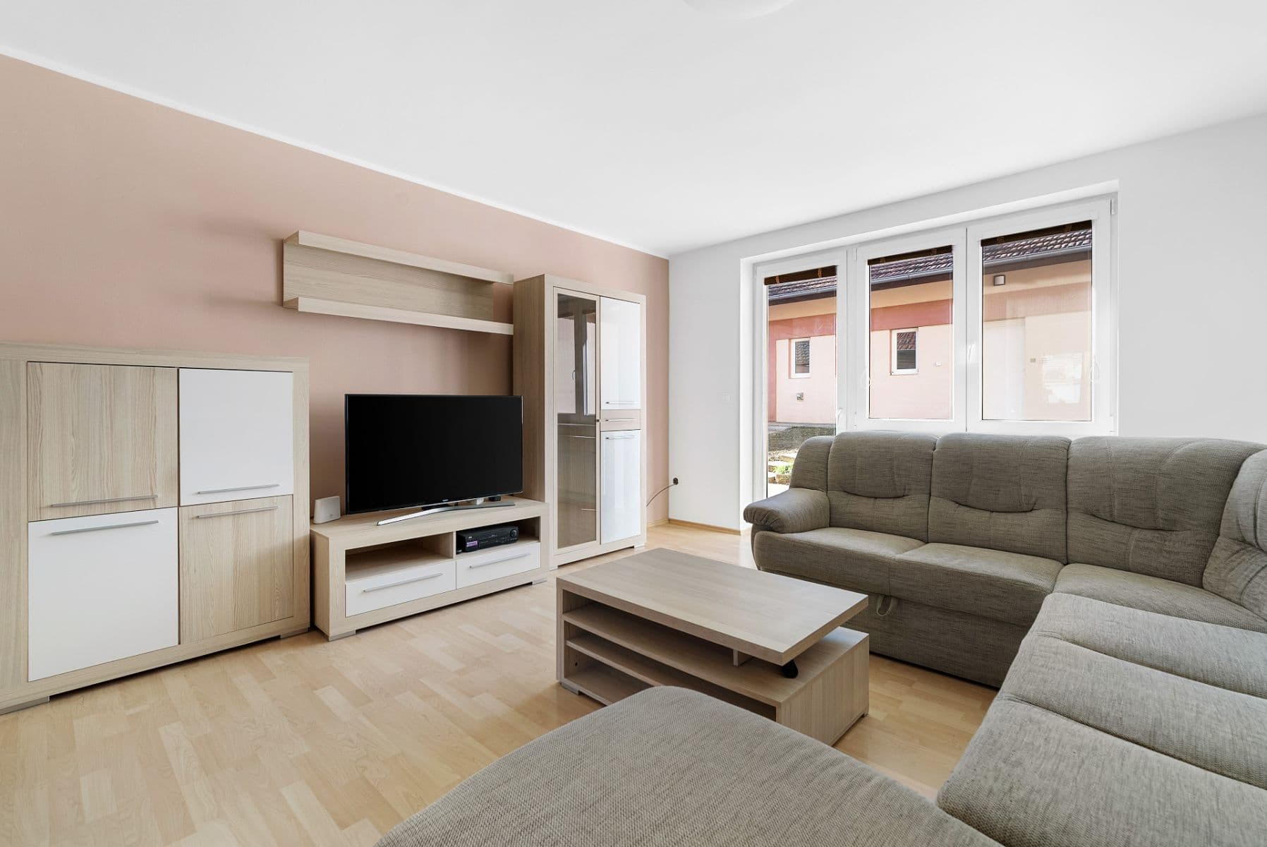 Predaj domu 172 m², pozemek 690 m², Hřbitovní, Blučina, Jihomoravský kraj Predaj domu 172 m², pozemek 690 m², Hřbitovní, Blučina, Jihomoravský kraj