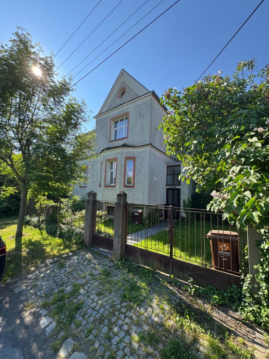 Predaj domu 230 m², pozemek 1.017 m², Jiráskova, Litovel, Olomoucký kraj Predaj domu 230 m², pozemek 1.017 m², Jiráskova, Litovel, Olomoucký kraj