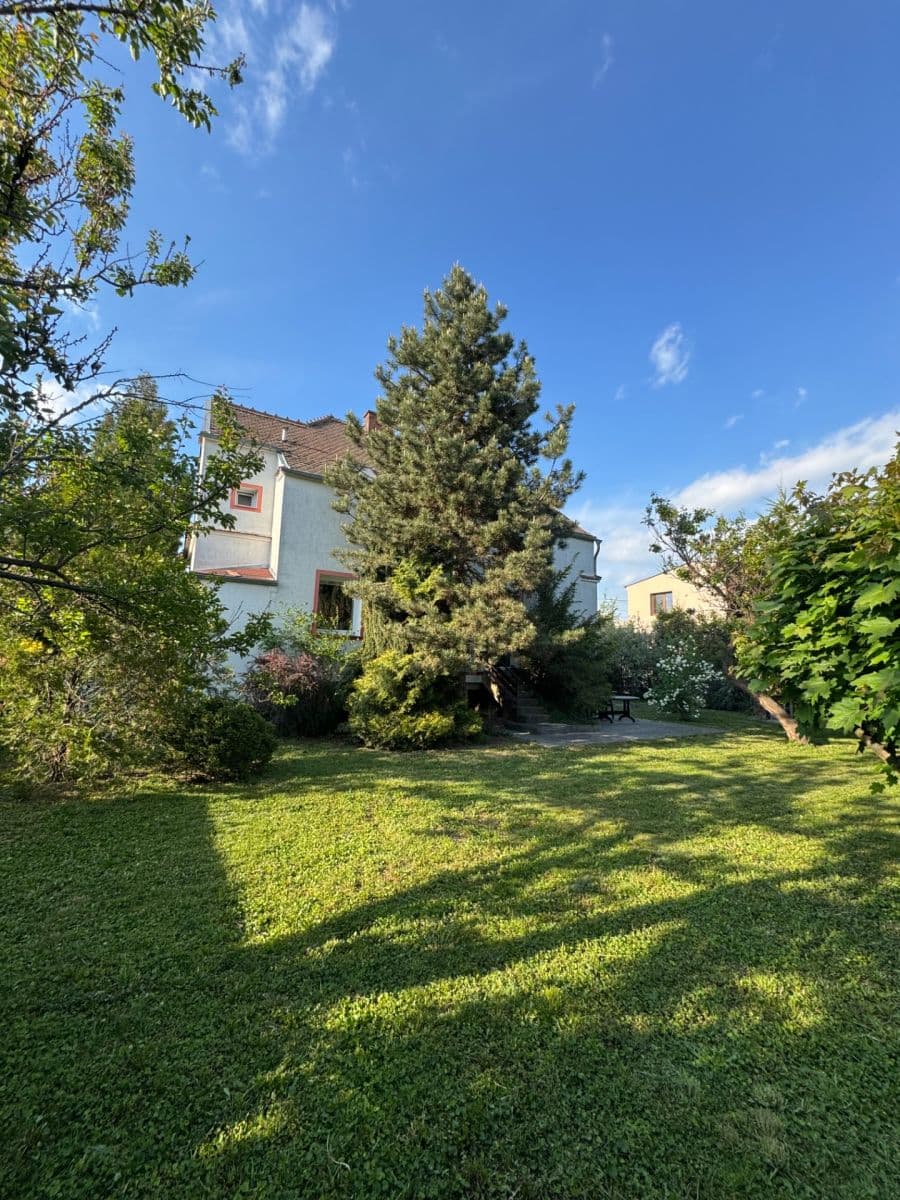 Predaj domu 230 m², pozemek 1.017 m², Jiráskova, Litovel, Olomoucký kraj Predaj domu 230 m², pozemek 1.017 m², Jiráskova, Litovel, Olomoucký kraj