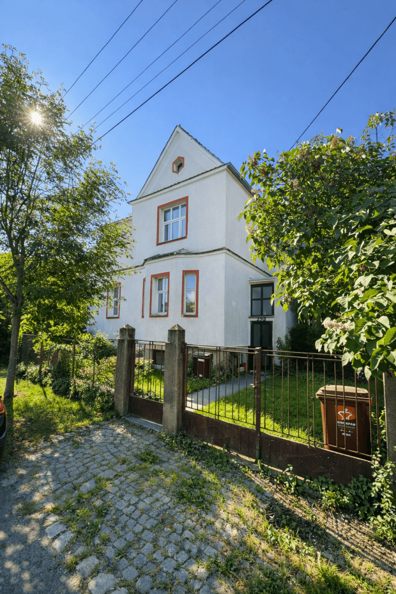 Predaj domu 180 m², pozemok 1.017 m², Jiráskova, Litovel, Olomoucký kraj Predaj domu 180 m², pozemok 1.017 m², Jiráskova, Litovel, Olomoucký kraj