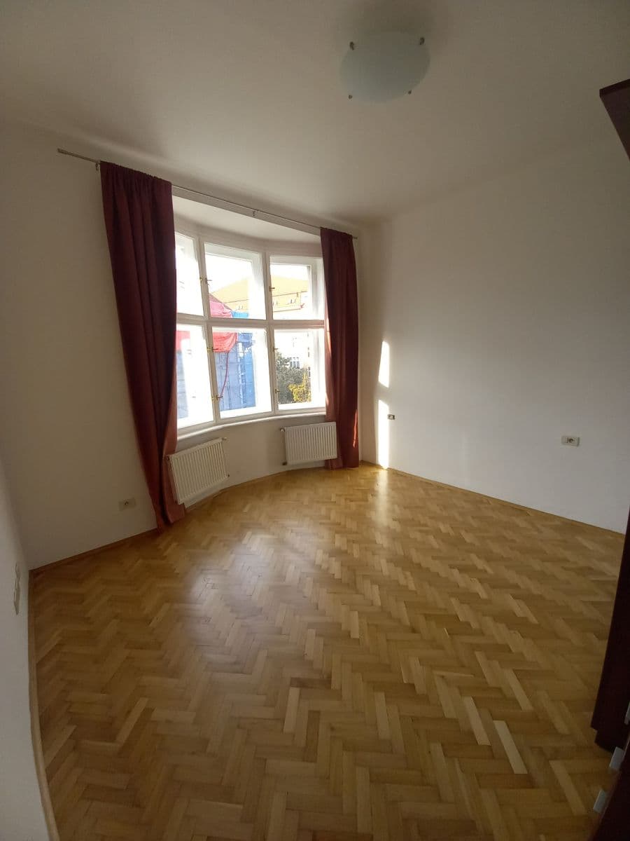 Prenájom bytu 2-izbový 50 m², Žitomírská, Praha, Praha Prenájom bytu 2-izbový 50 m², Žitomírská, Praha, Praha